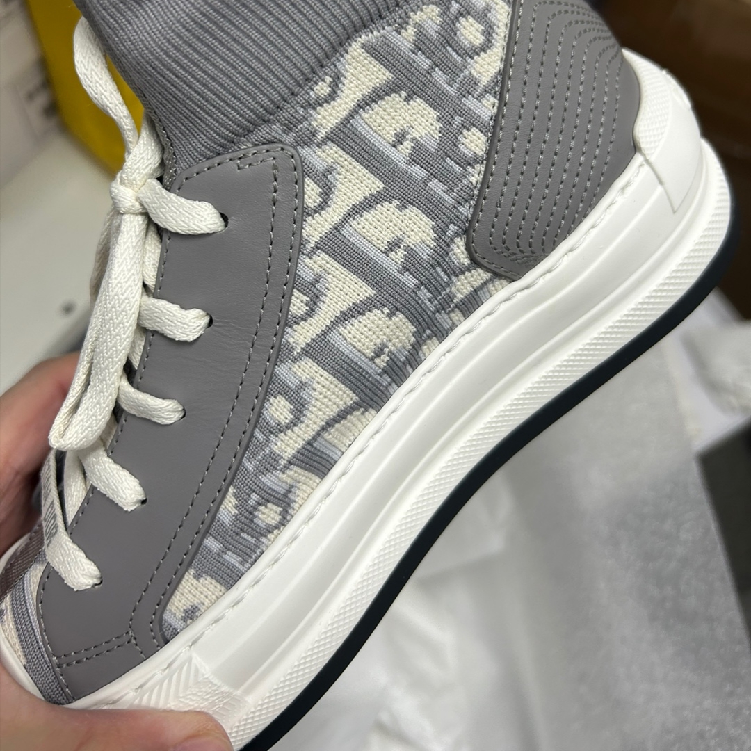(W) Dior Walk'N'Dior Platform Sneakers Deep Blue Dior Oblique 착용 스타일 - 4