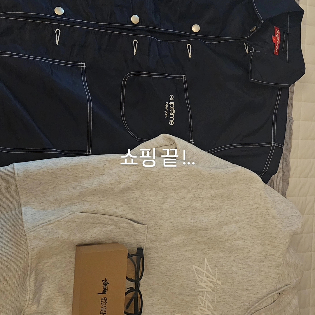 Supreme Nylon Chore Coat Navy - 24SS, Stussy Vidal Sunglasses Black Amber Lens 착용 스타일 - 2