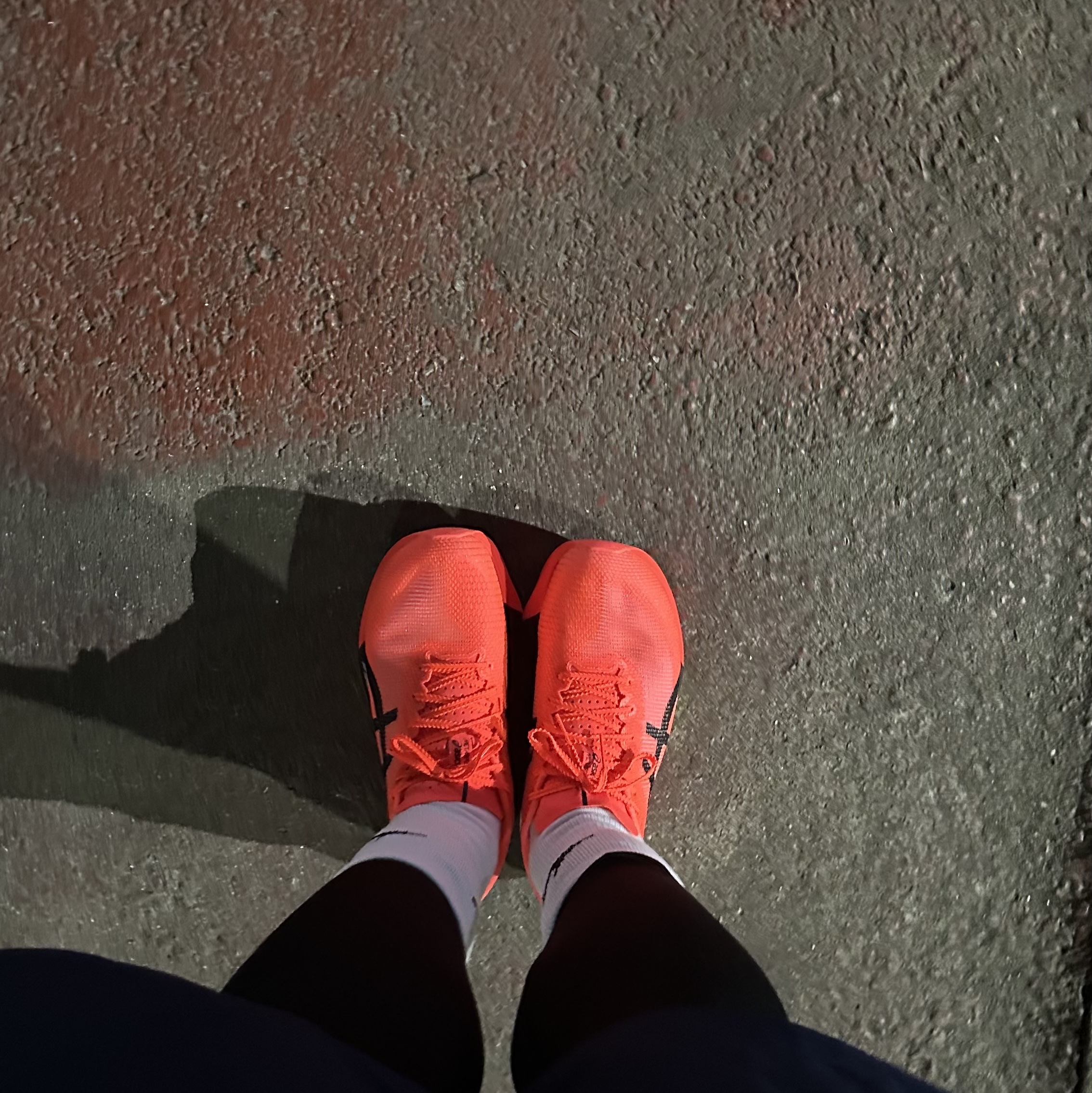 Asics Metaspeed Sky Paris Sunrise Red Black 착용 스타일