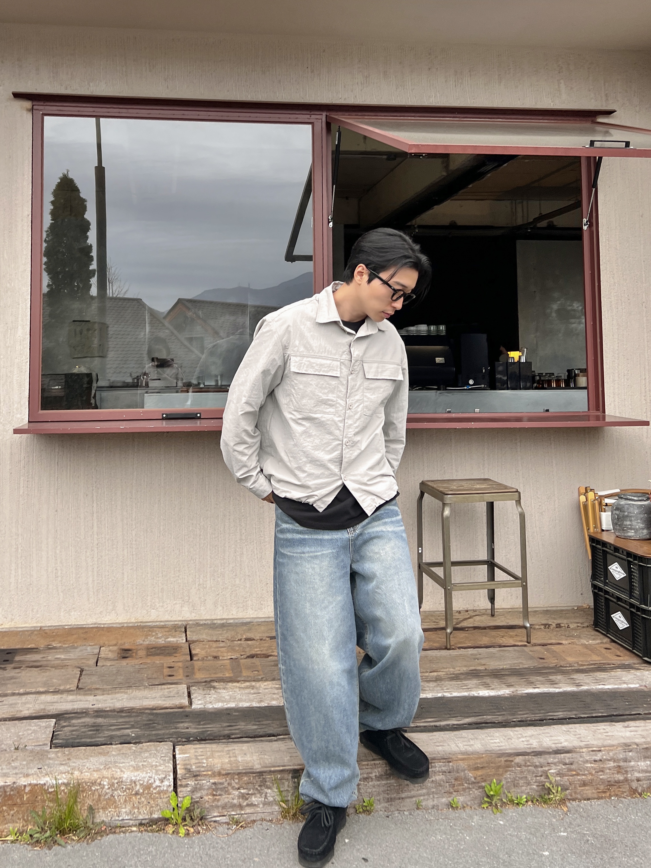 Clarks Wallabee Gore-Tex Black Suede, Clarks Wallabee Black Suede 착용 스타일 - 1