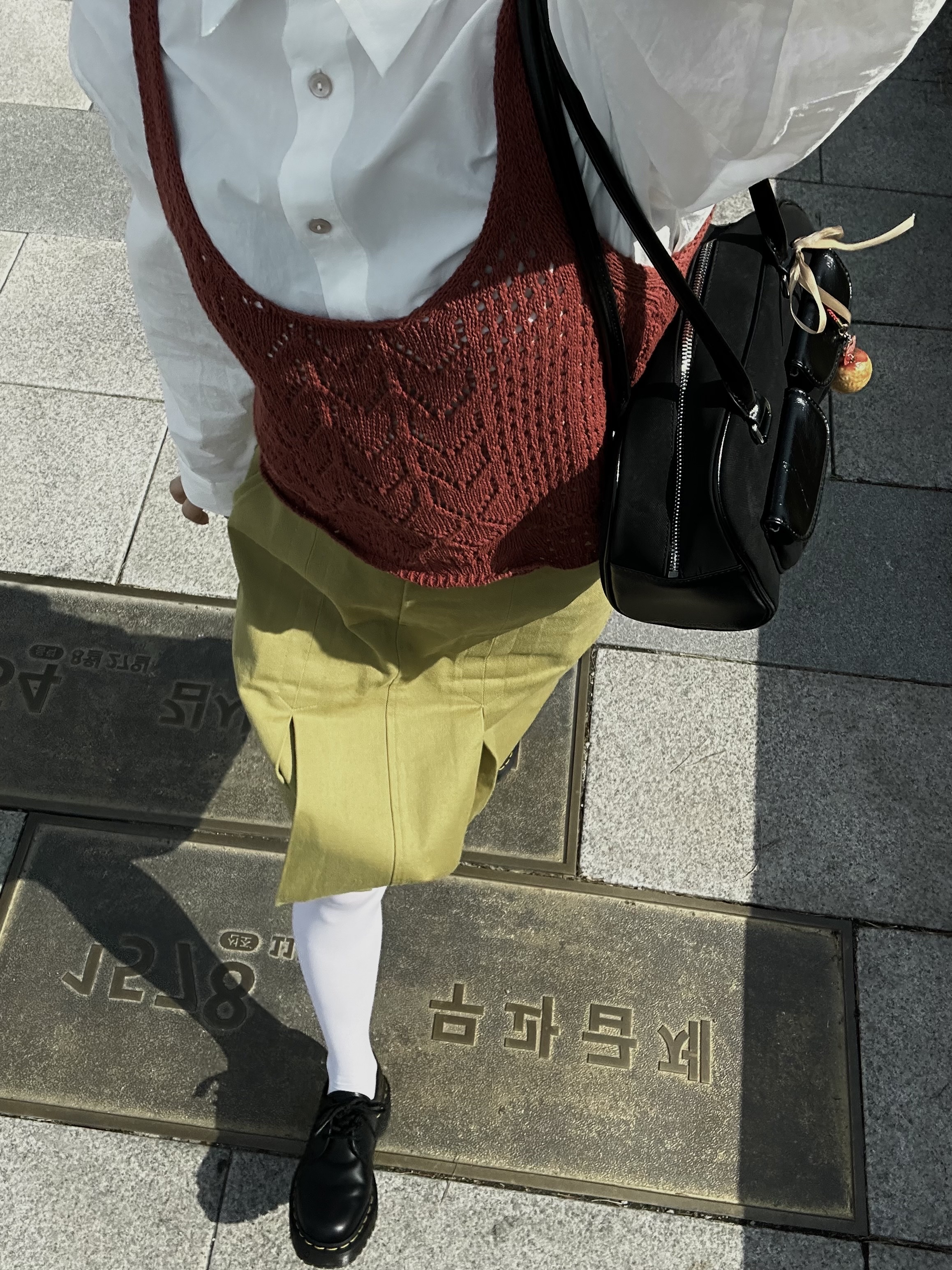 Stand Oil Chubby Bag Black Combi, Dr. Martens 1461 Bex Black 착용 스타일 - 2