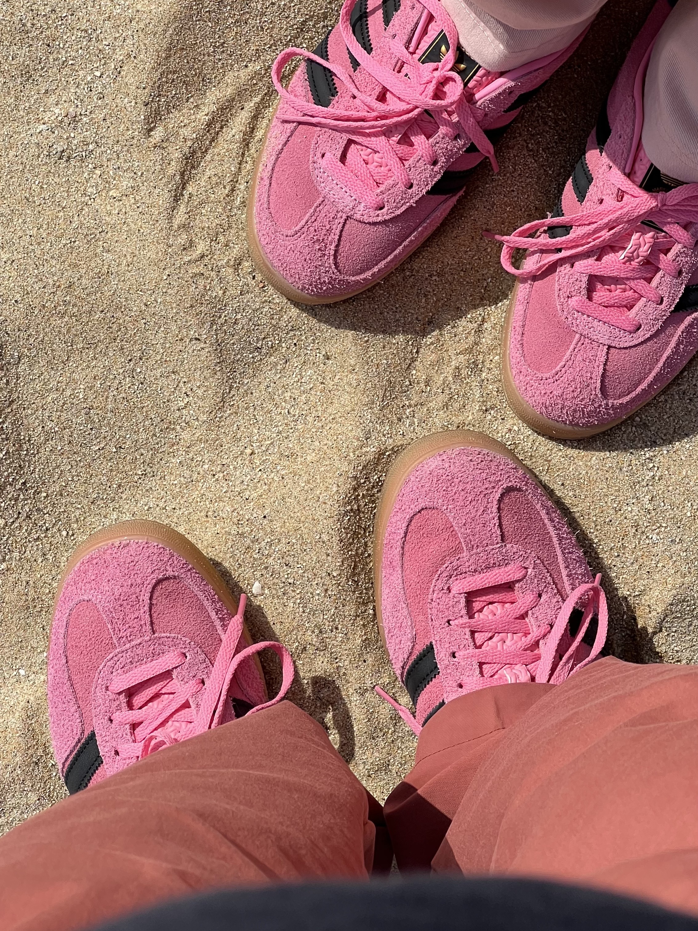 (W) Adidas Gazelle Indoor Bliss Pink 착용 스타일 - 2