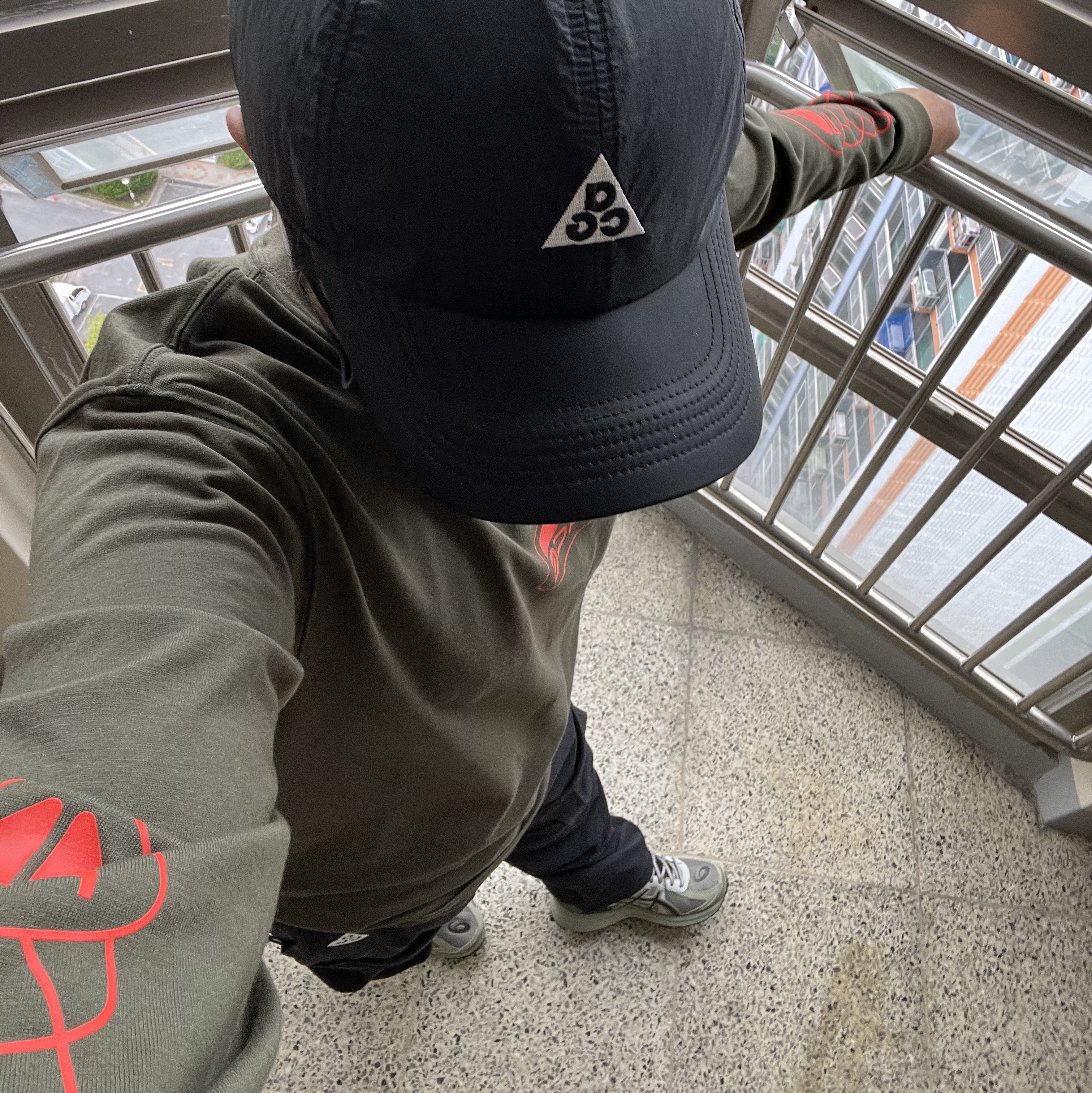 Asics Jog 100 S Sheet Rock - 2E Wide, Nike ACG Smith Summit Cargo Pants Black - Asia 착용 스타일