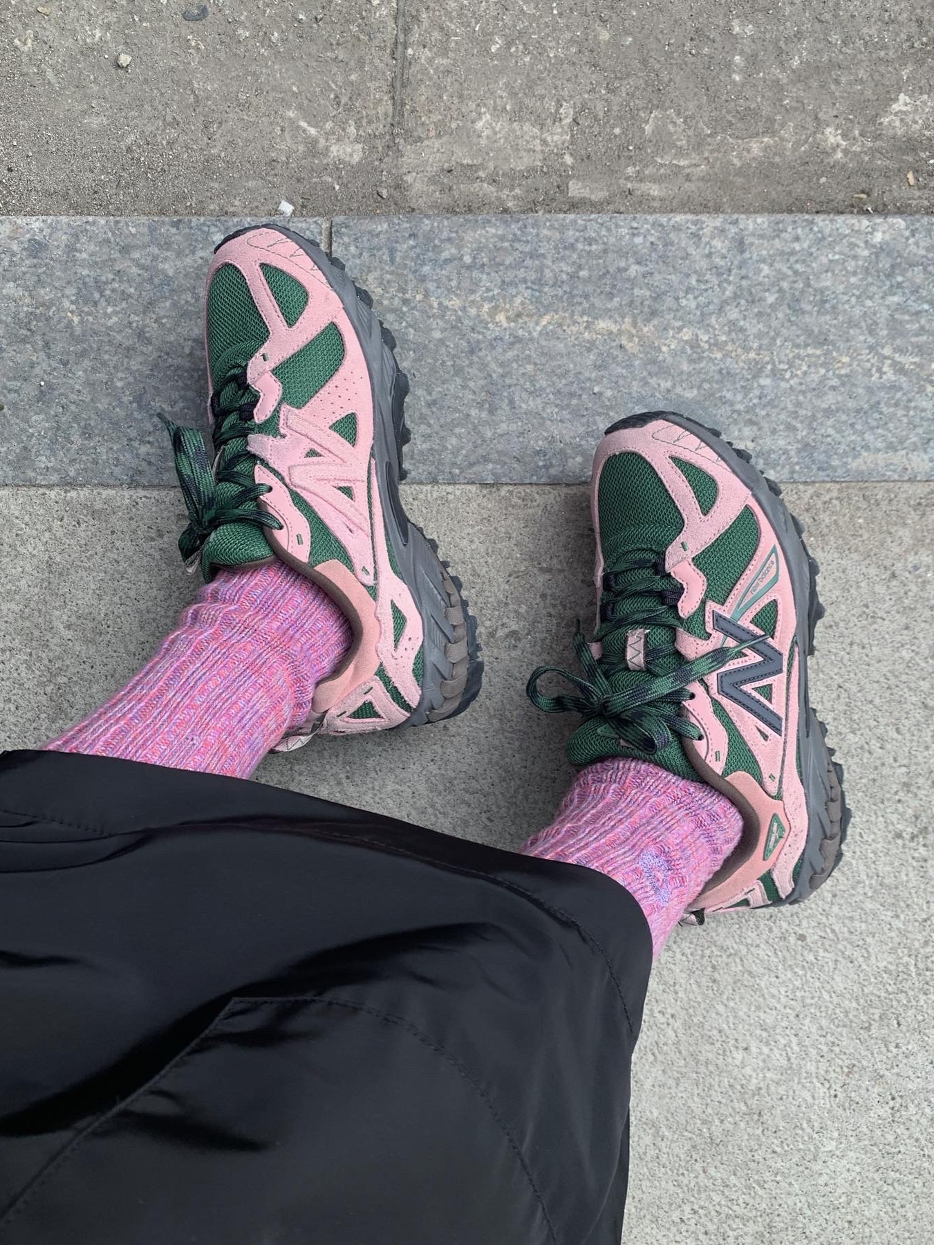 New Balance ML610T Pink Moon - D Standard 착용 스타일