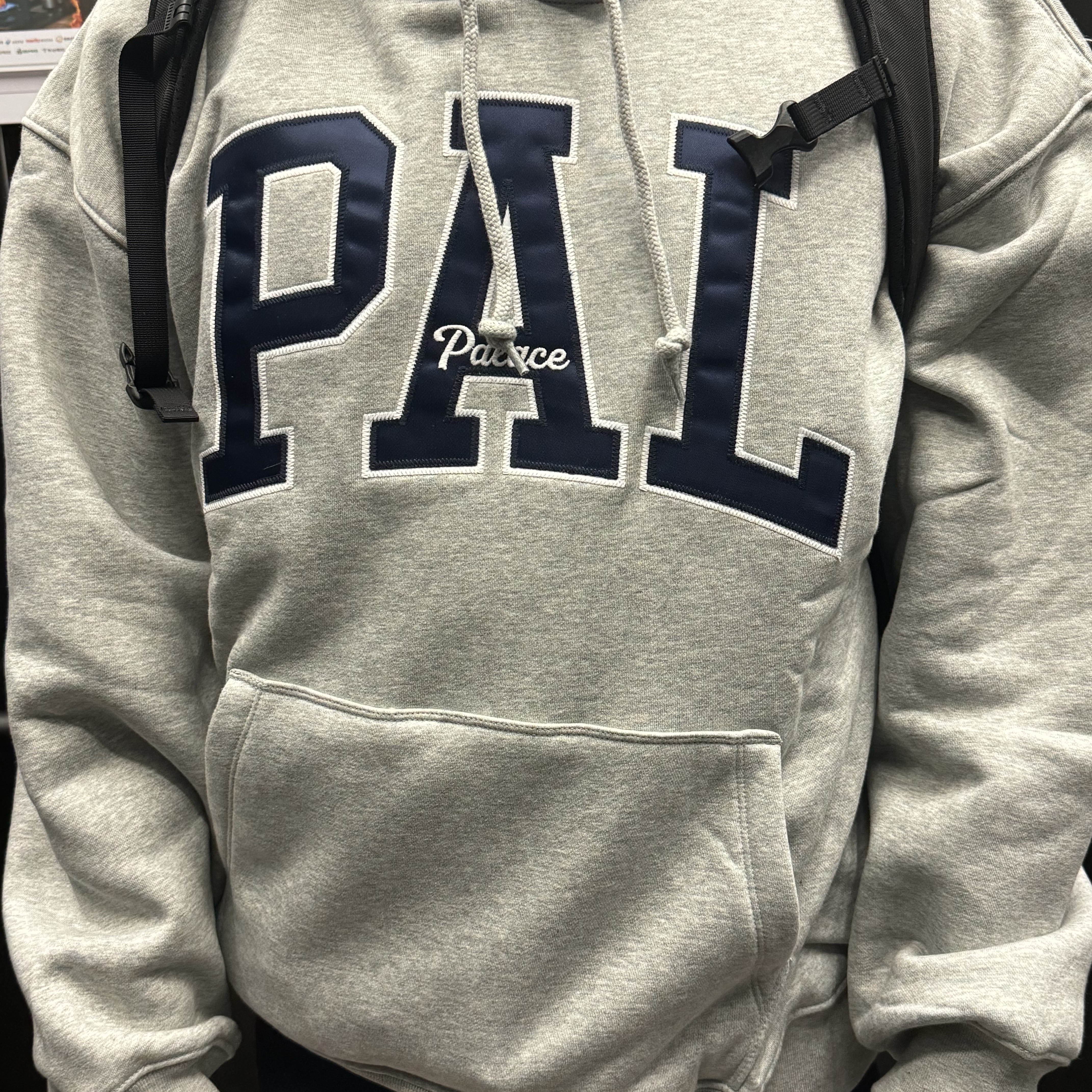 Palace x Gap Hood Grey - 24SS 착용 스타일