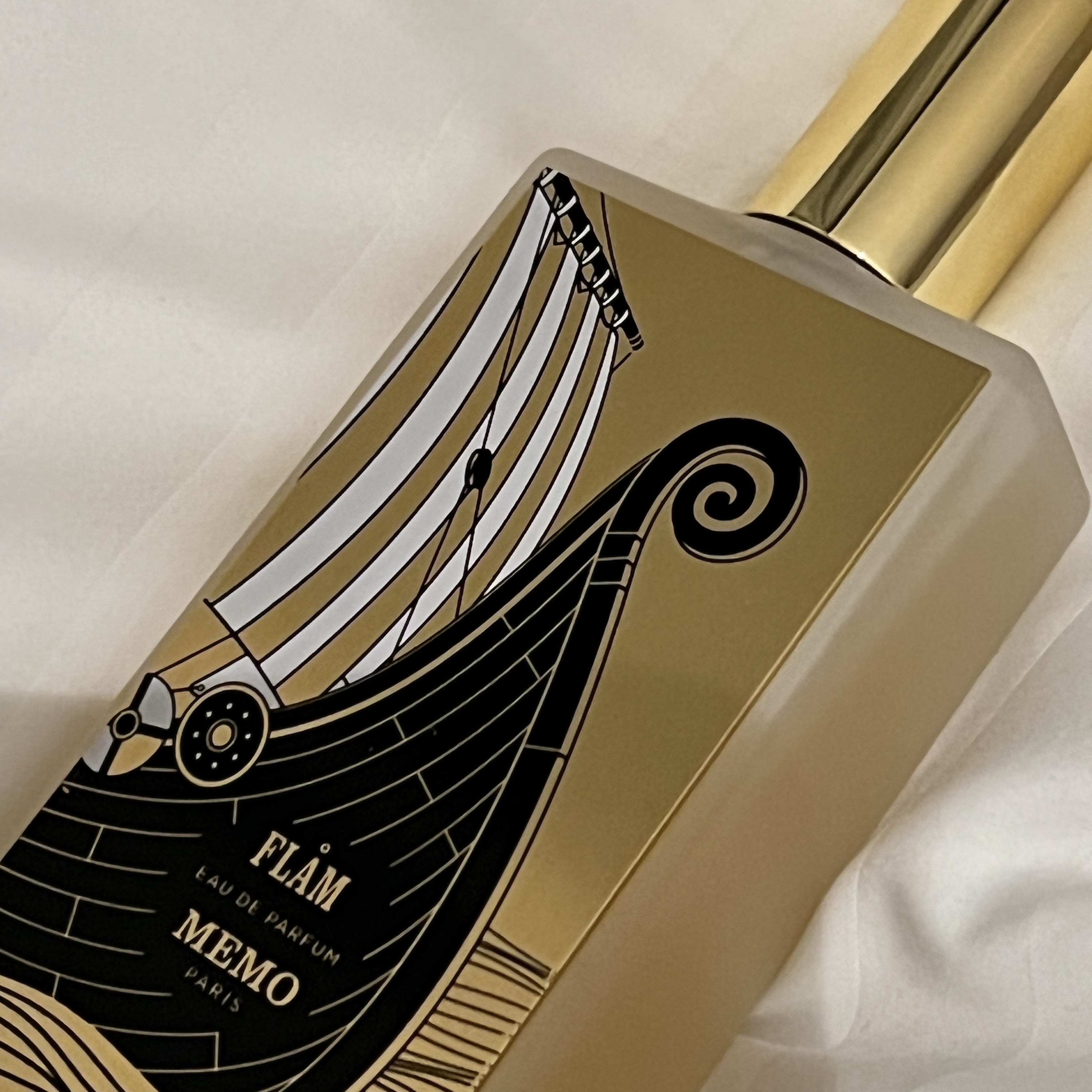 Memo Flam Eau de Parfum 75ml 착용 스타일