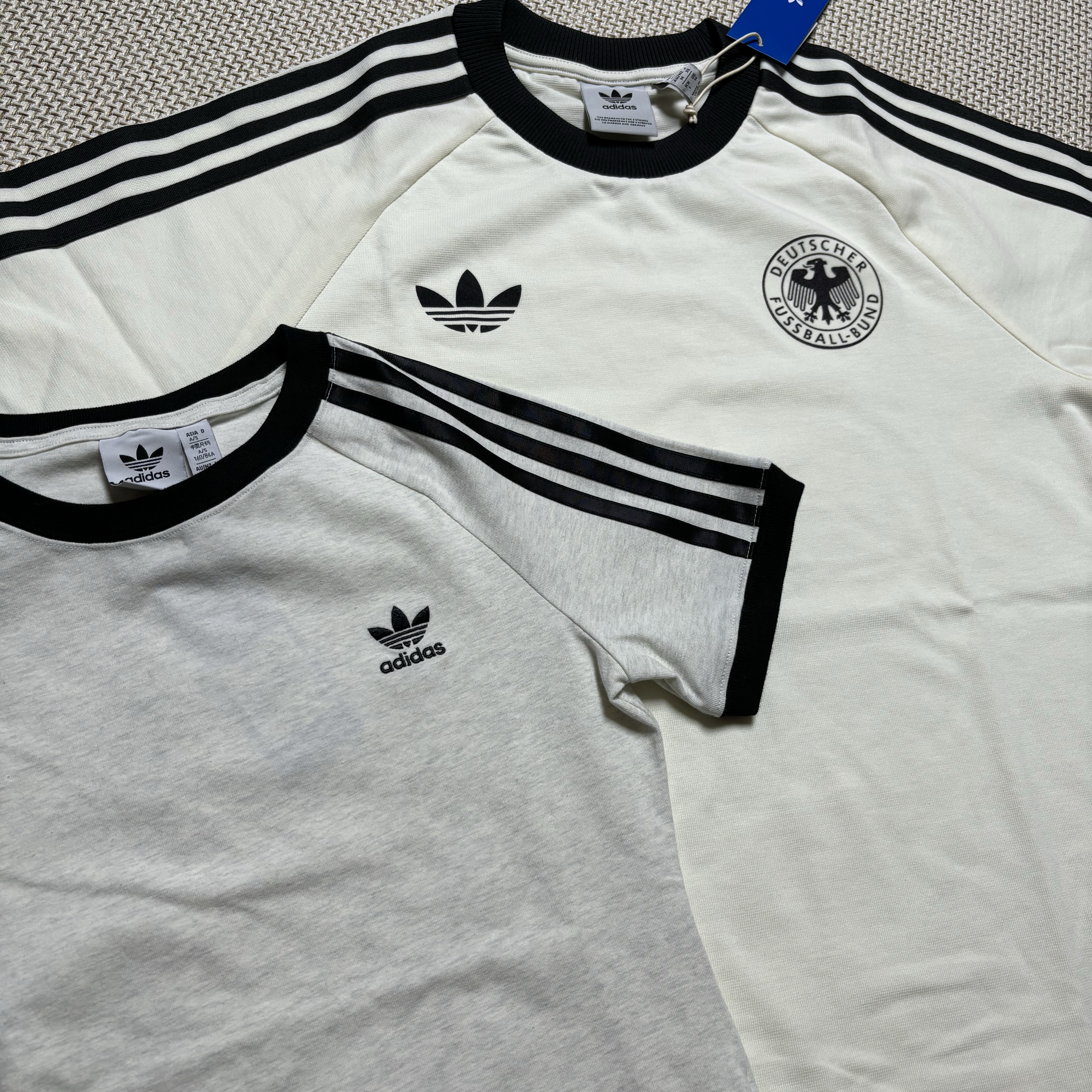 (W) Adidas 3-Stripes Slim Raglan T-Shirt White Melange - KR Sizing 착용 스타일 - 5
