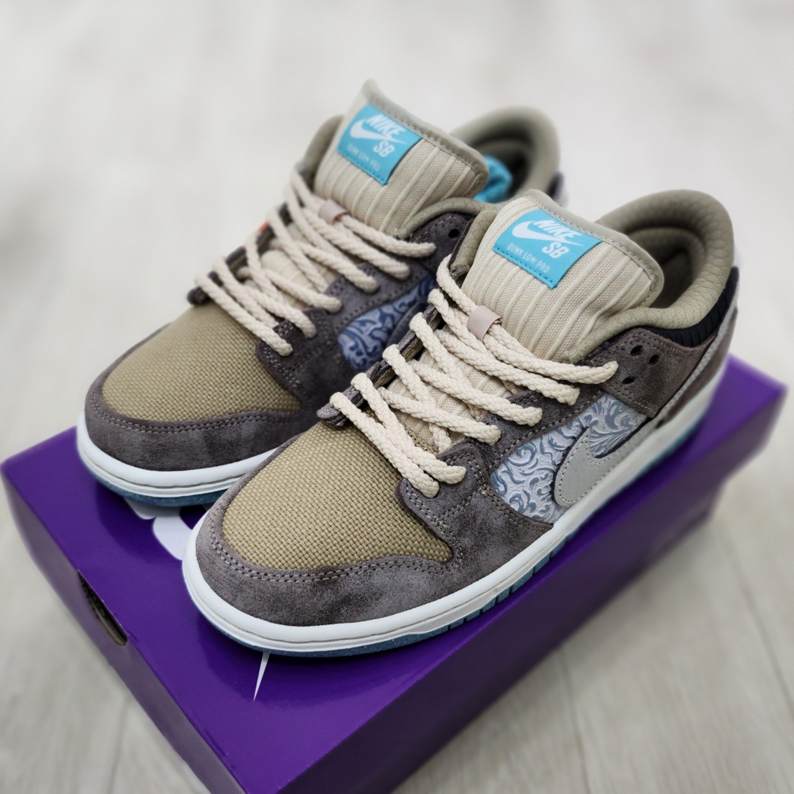 Nike SB Dunk Low Pro Big Money Saving 착용 스타일 - 2