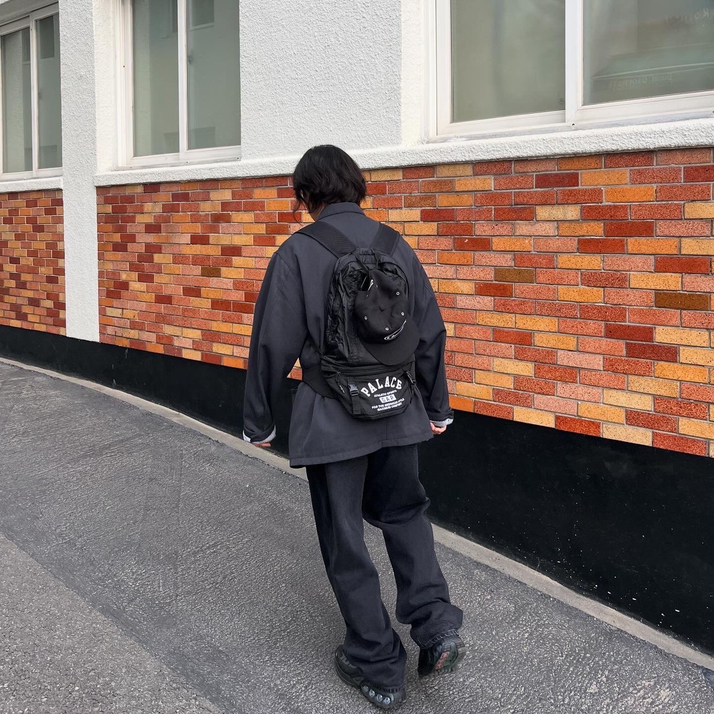 Palace x Gap Backpack Black - 24SS, Supreme Baggy Jean Black - 24SS 착용 스타일 - 1