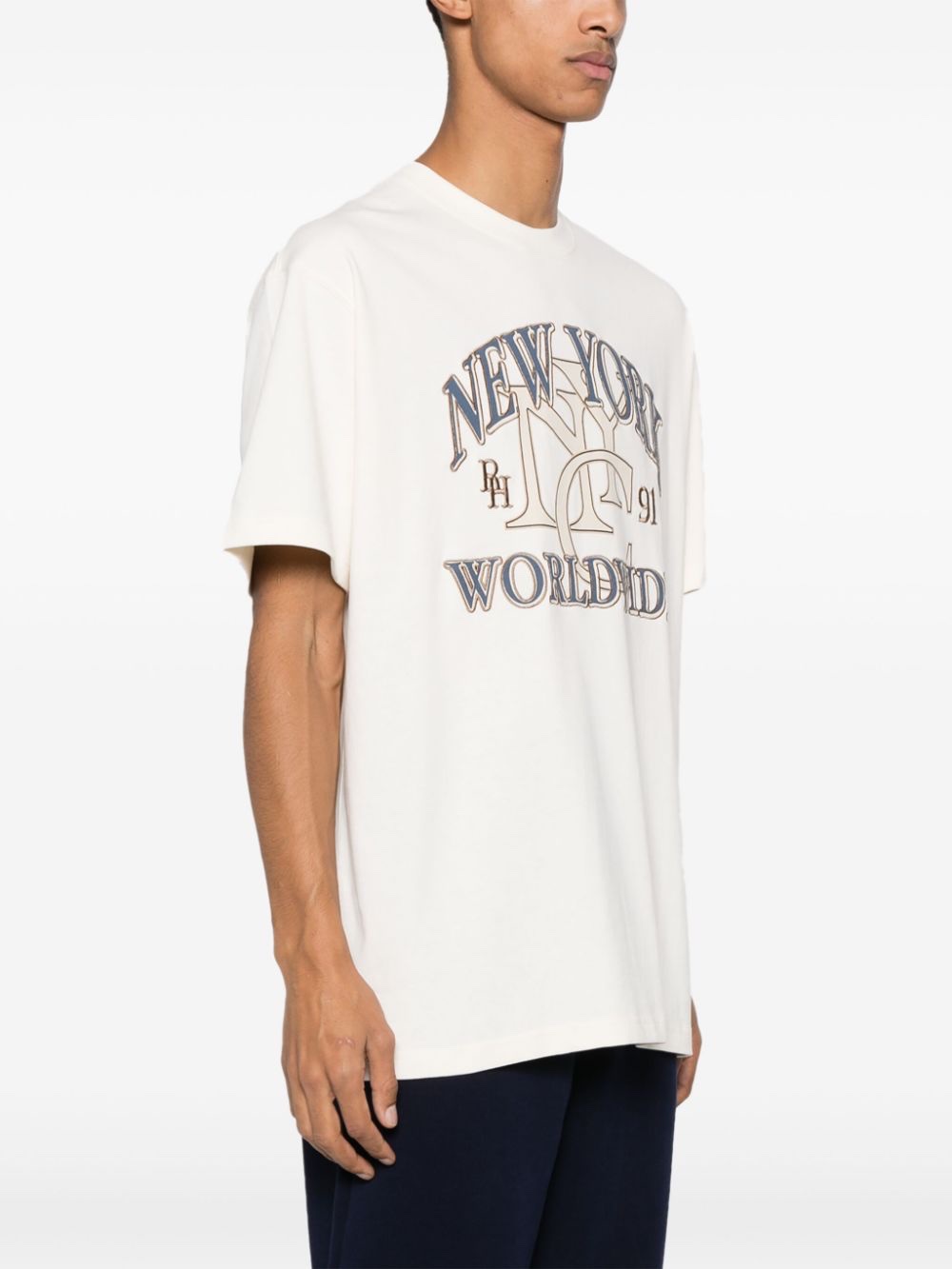 Puma x Rhuigi Graphic T-Shirt Pristine 착용 스타일 - 4