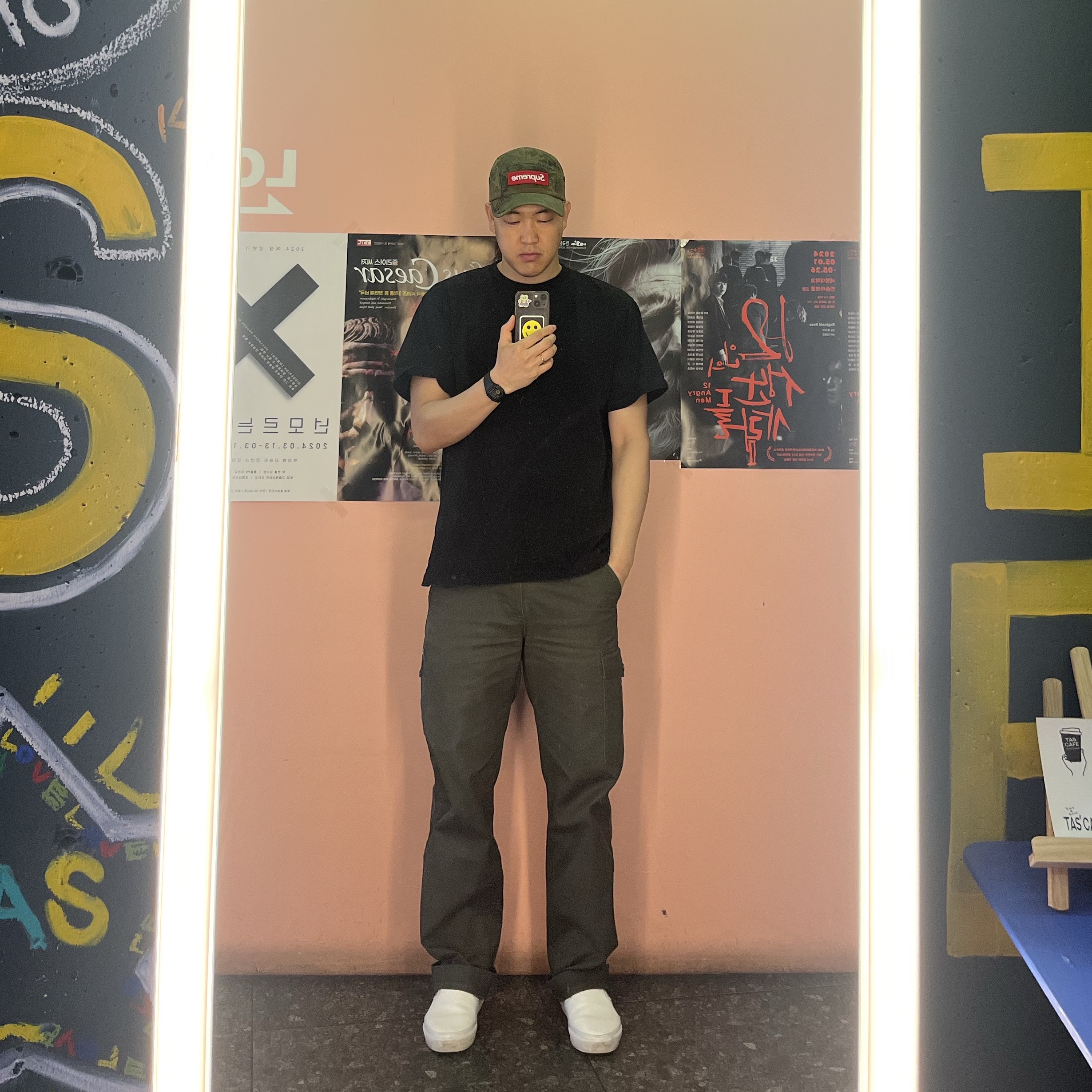 Supreme Military Camp Cap Flecktarn Camo - 23FW 착용 스타일