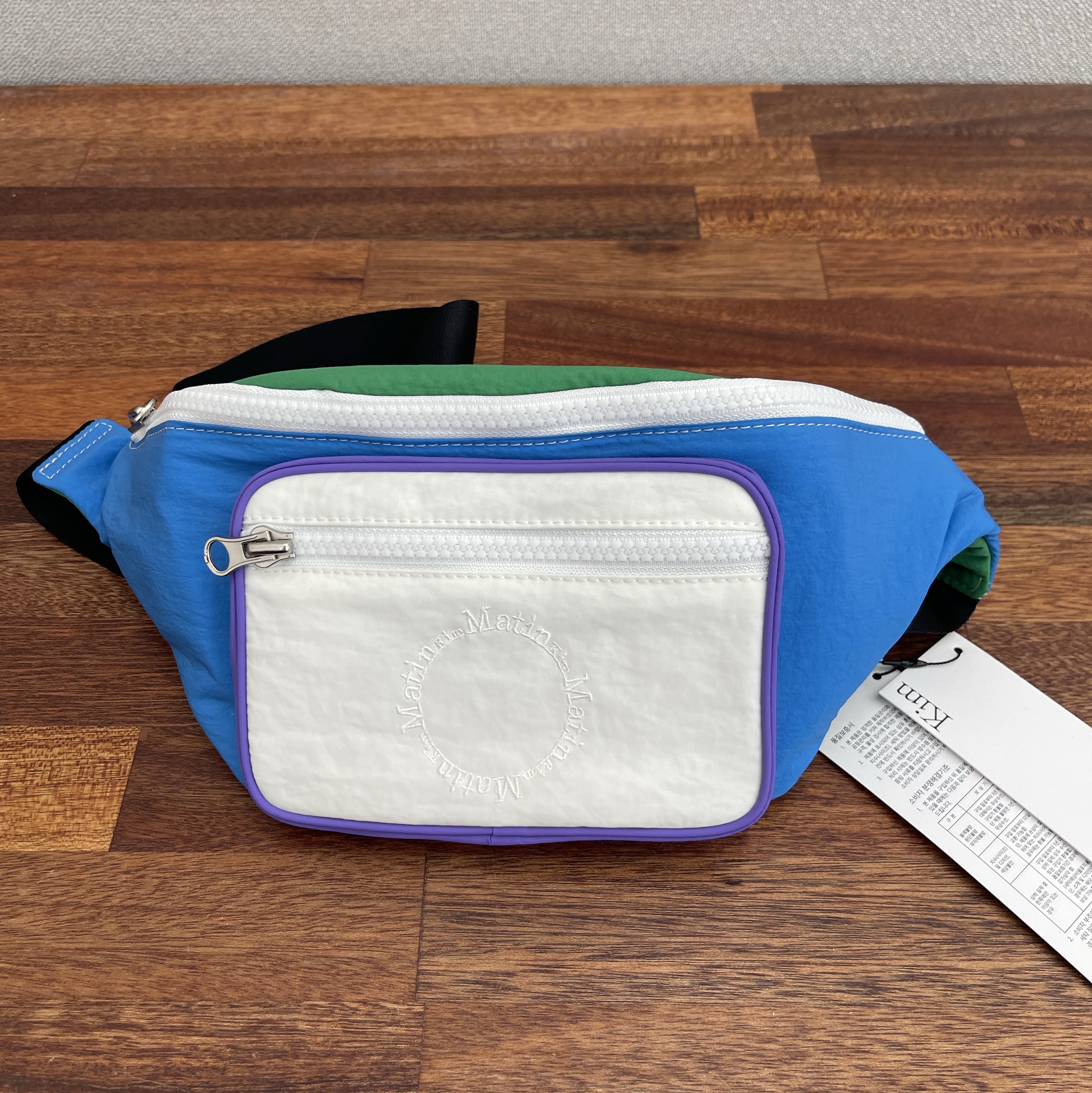 Matin Kim Matin Fanny Bag Mix 착용 스타일 - 1