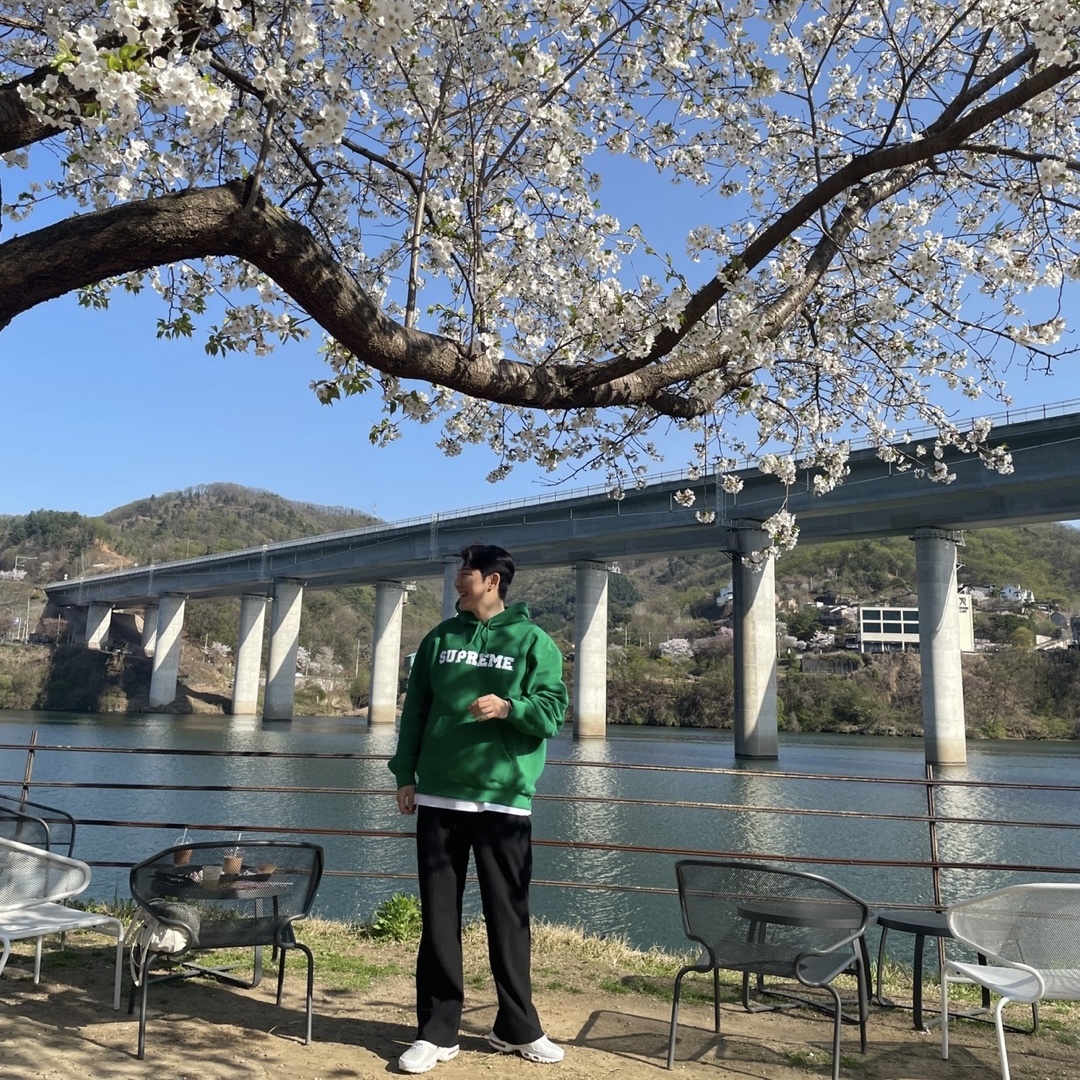 Supreme Collegiate Hooded Sweatshirt Dark Green - 24SS 착용 스타일