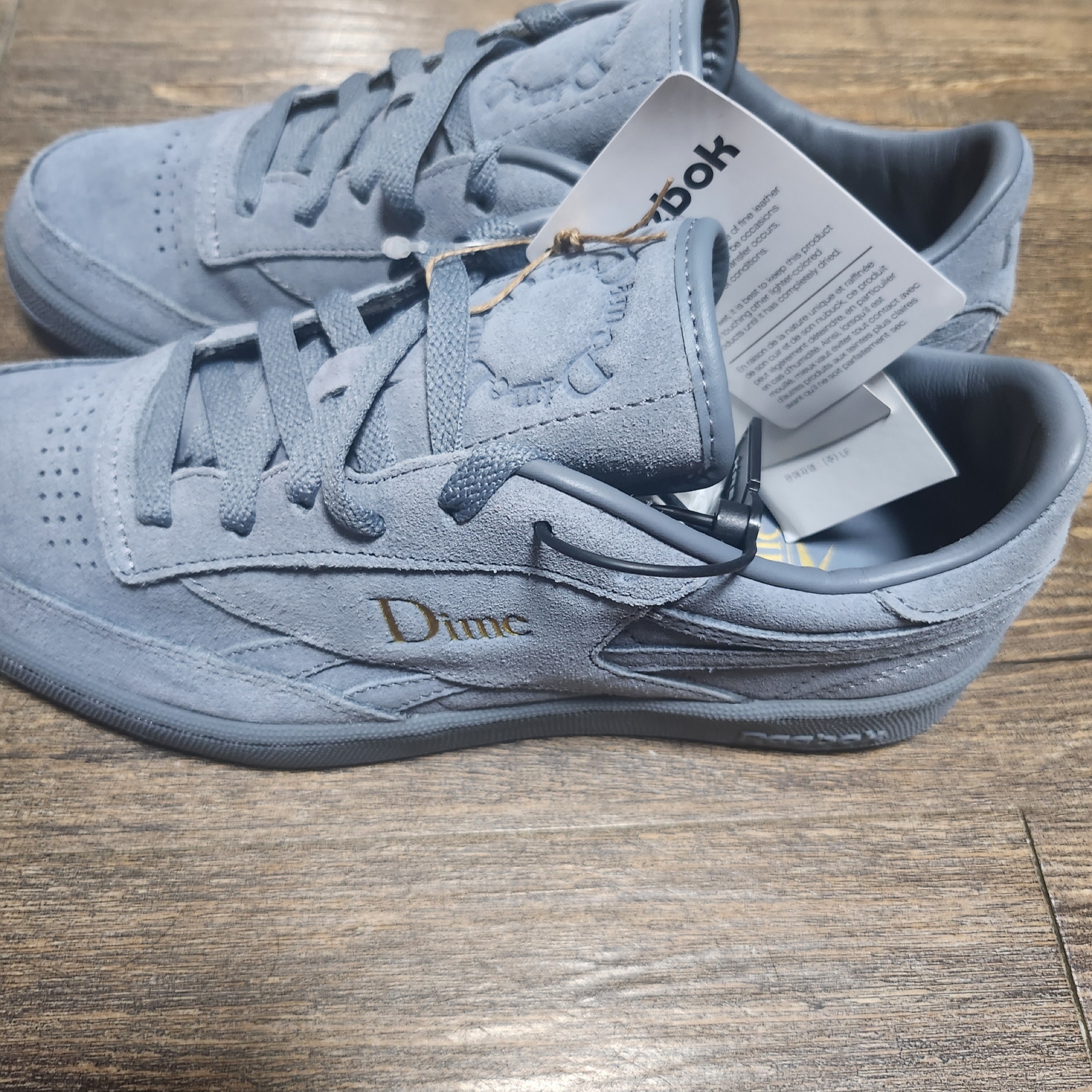 Reebok x Dime Club C Revenge Asteroid Dust 착용 스타일 - 4