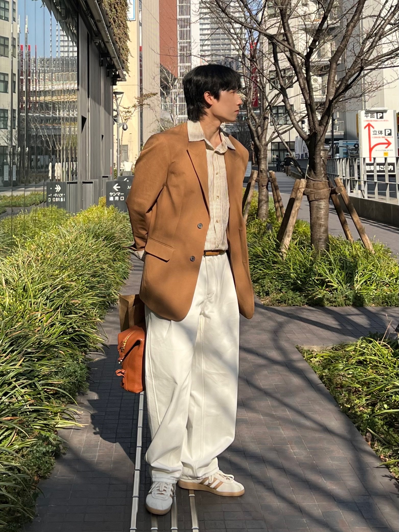 Adidas City Series Munchen Cream White Mesa 착용 스타일 - 2