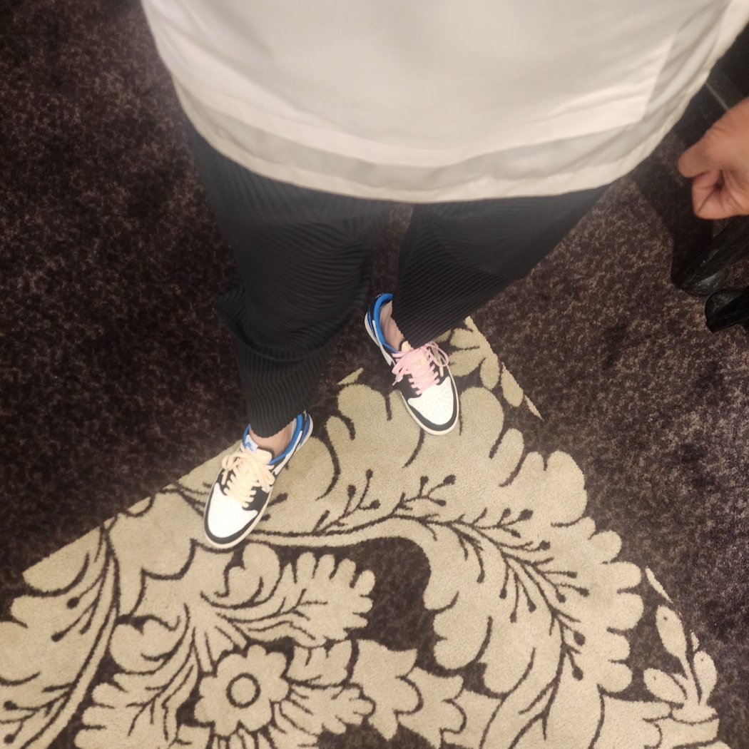 Jordan 1 x Travis Scott x Fragment Retro Low OG SP Military Blue 착용 스타일