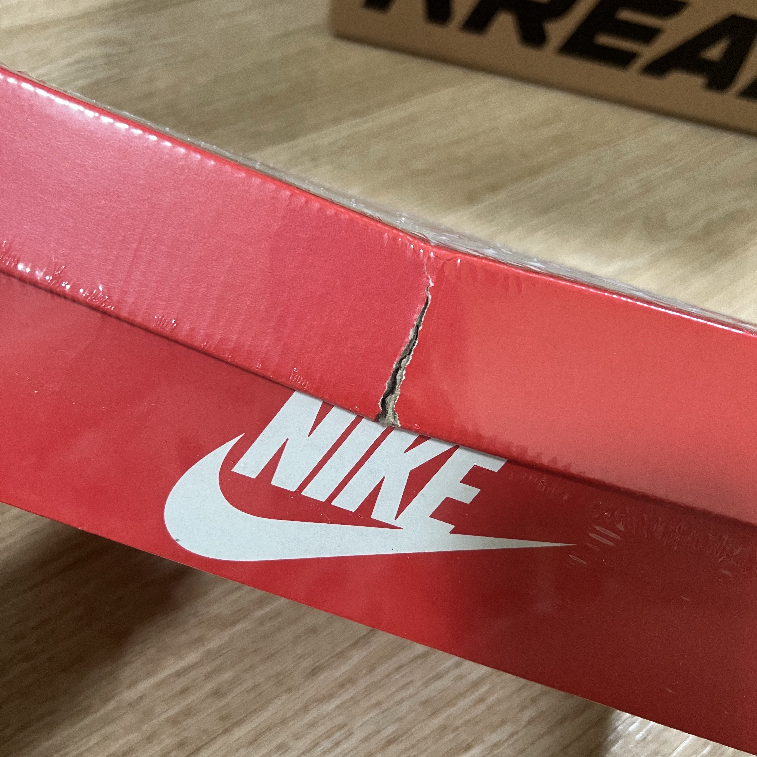 Nike Dunk Low SP White and University Red 2023 착용 스타일 - 2