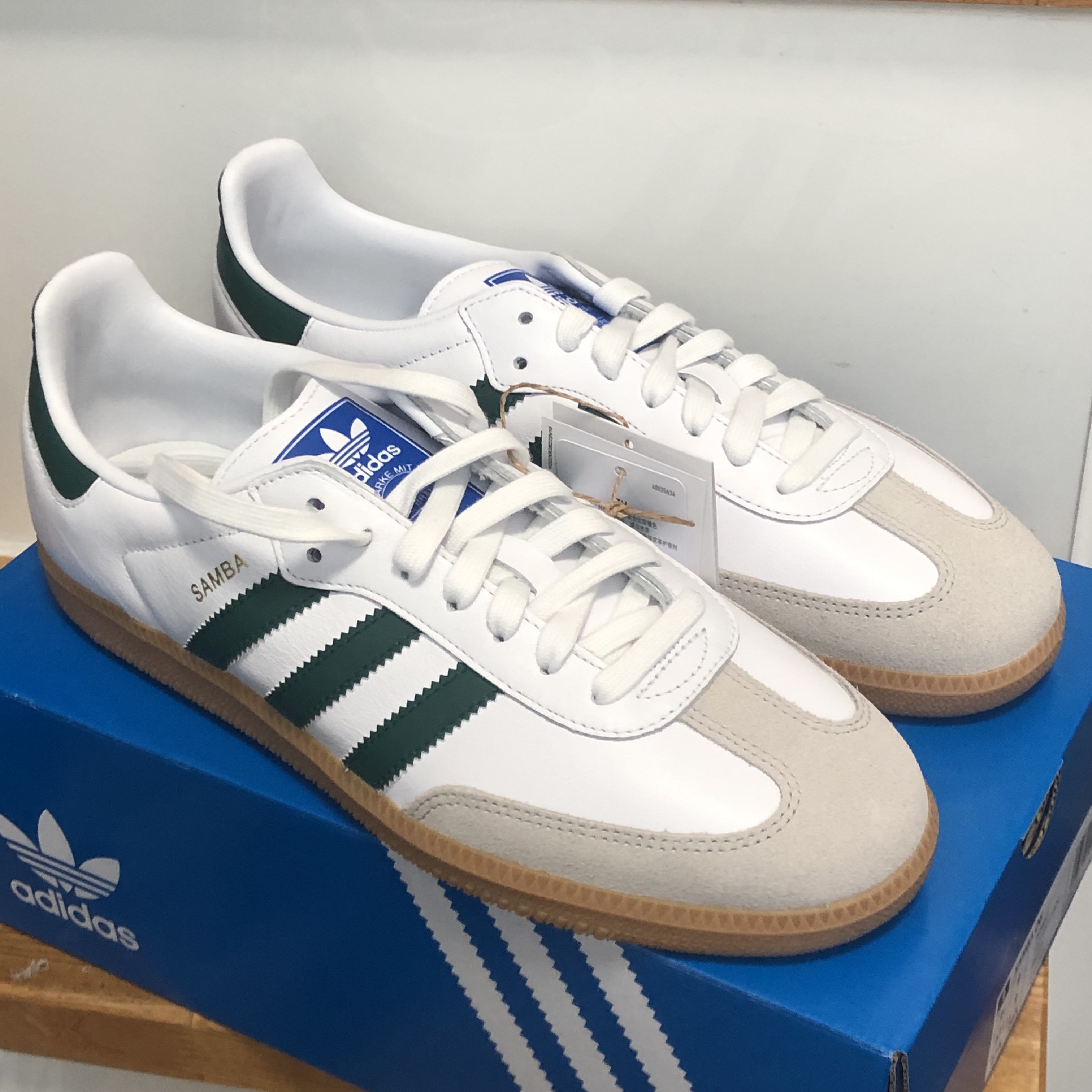 Adidas Samba OG White Green 착용 스타일