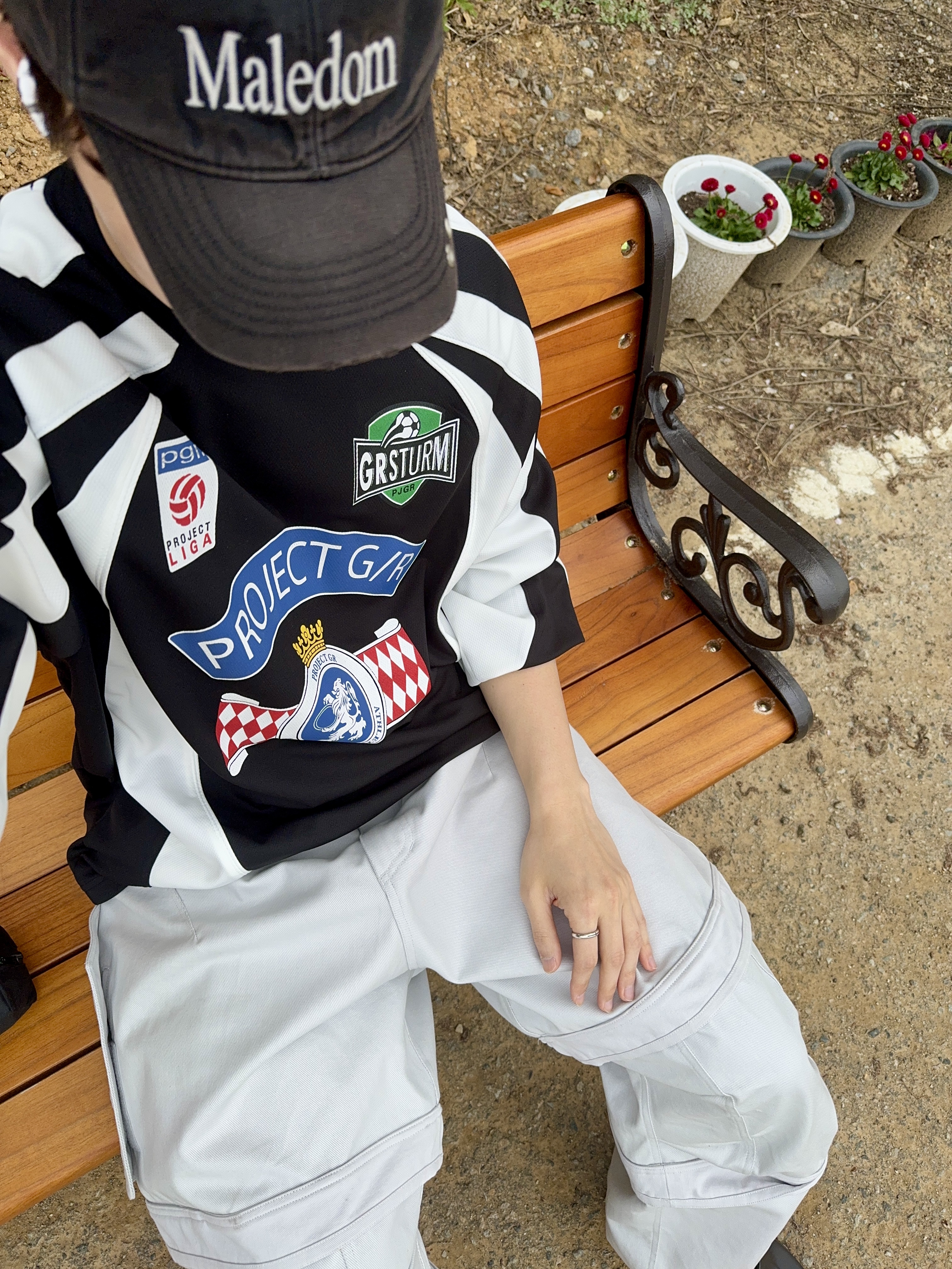 Project G/R Long Sleeve Football Jersey Black, Project G/R BDSM Cap Femdom Vintage Black 착용 스타일 - 3