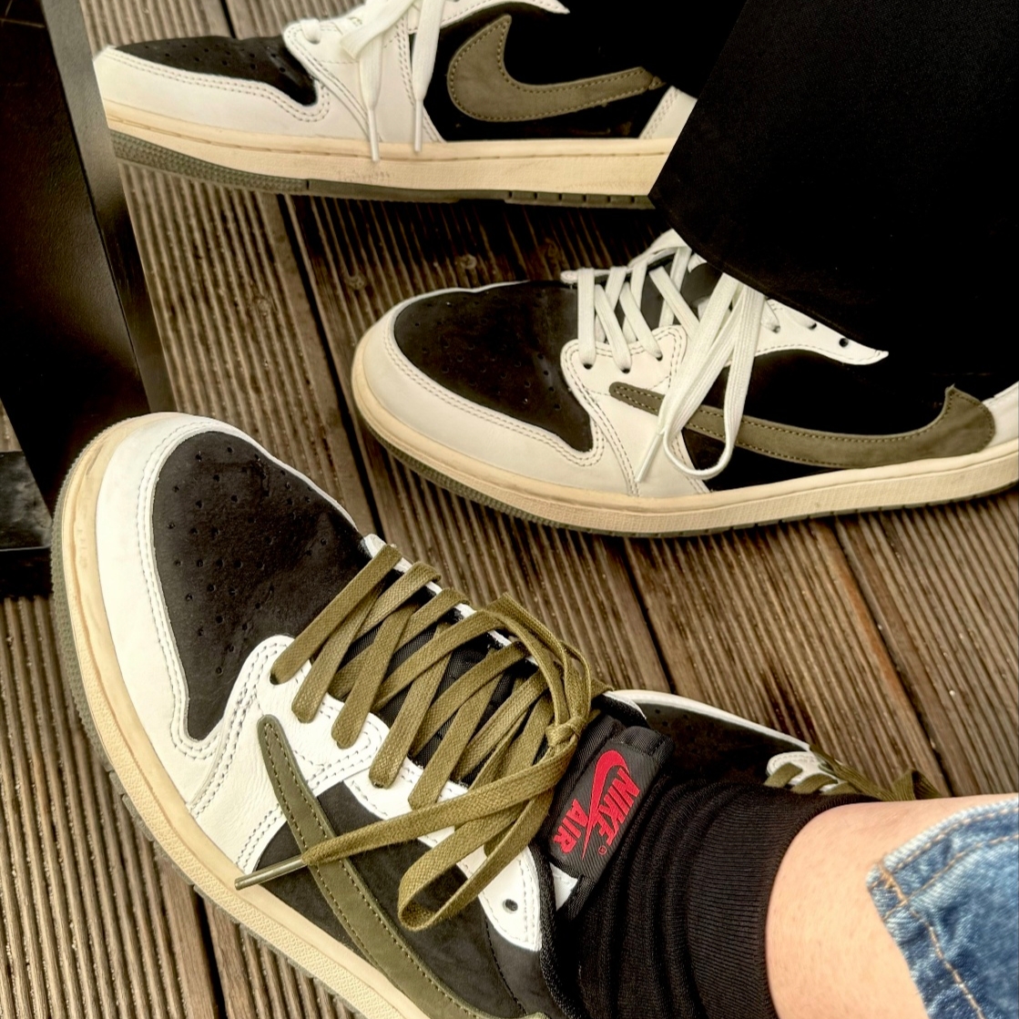 (W) Jordan 1 x Travis Scott Retro Low OG SP Medium Olive 착용 스타일