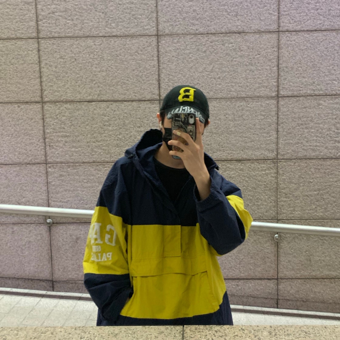 팔라스 x 갭 윈드브레이커 블루 옐로우 - 24SS | Palace | KREAM 팔라스 x 갭 윈드브레이커 블루 옐로우 - 24SS | Palace | KREAM