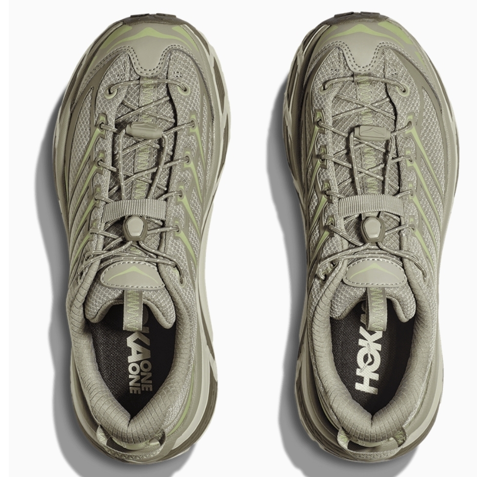 Hoka Mafate Three 2 Barely Seed Green 착용 스타일