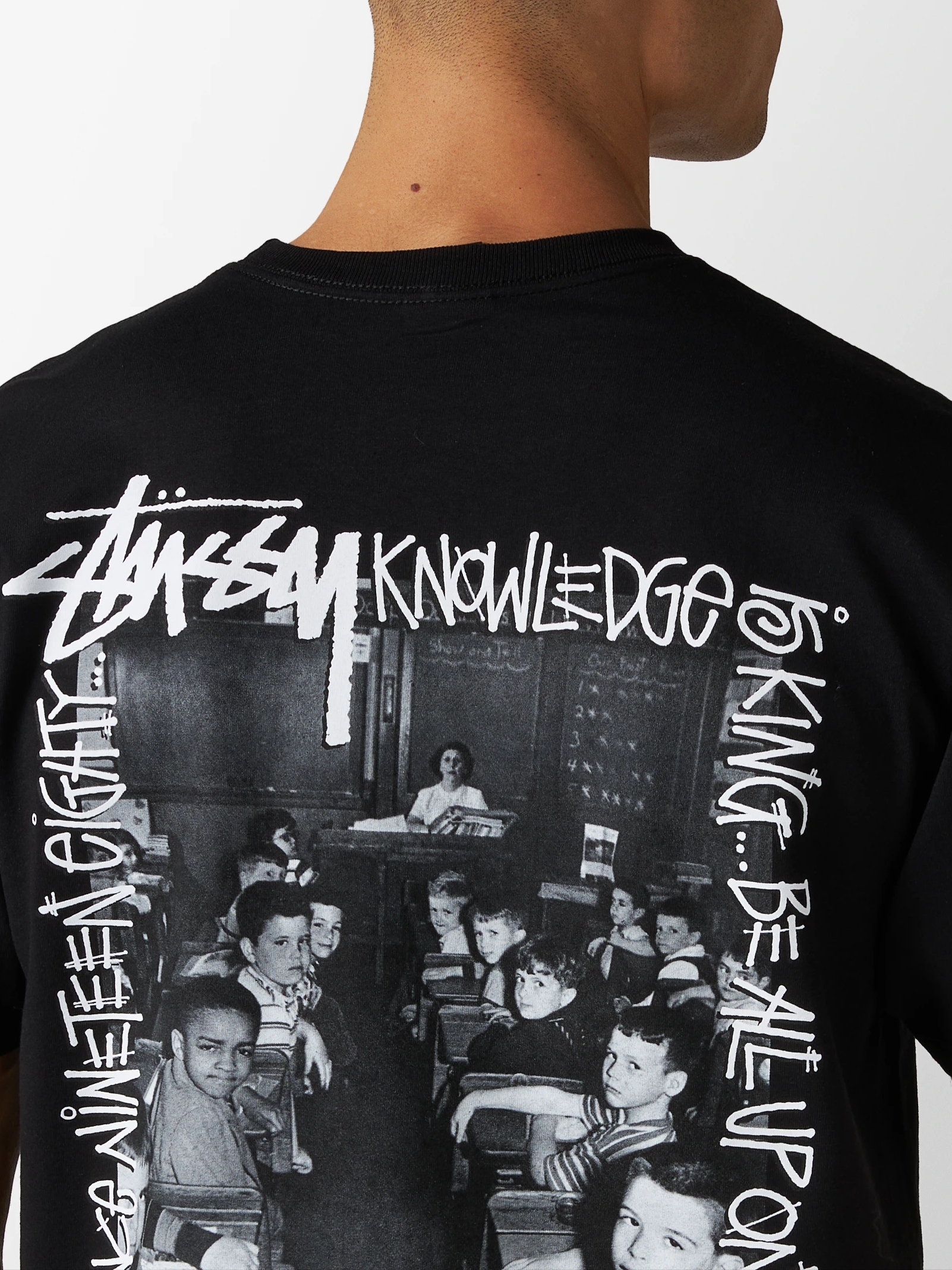 Stussy Classroom LS T-Shirt Black 착용 스타일