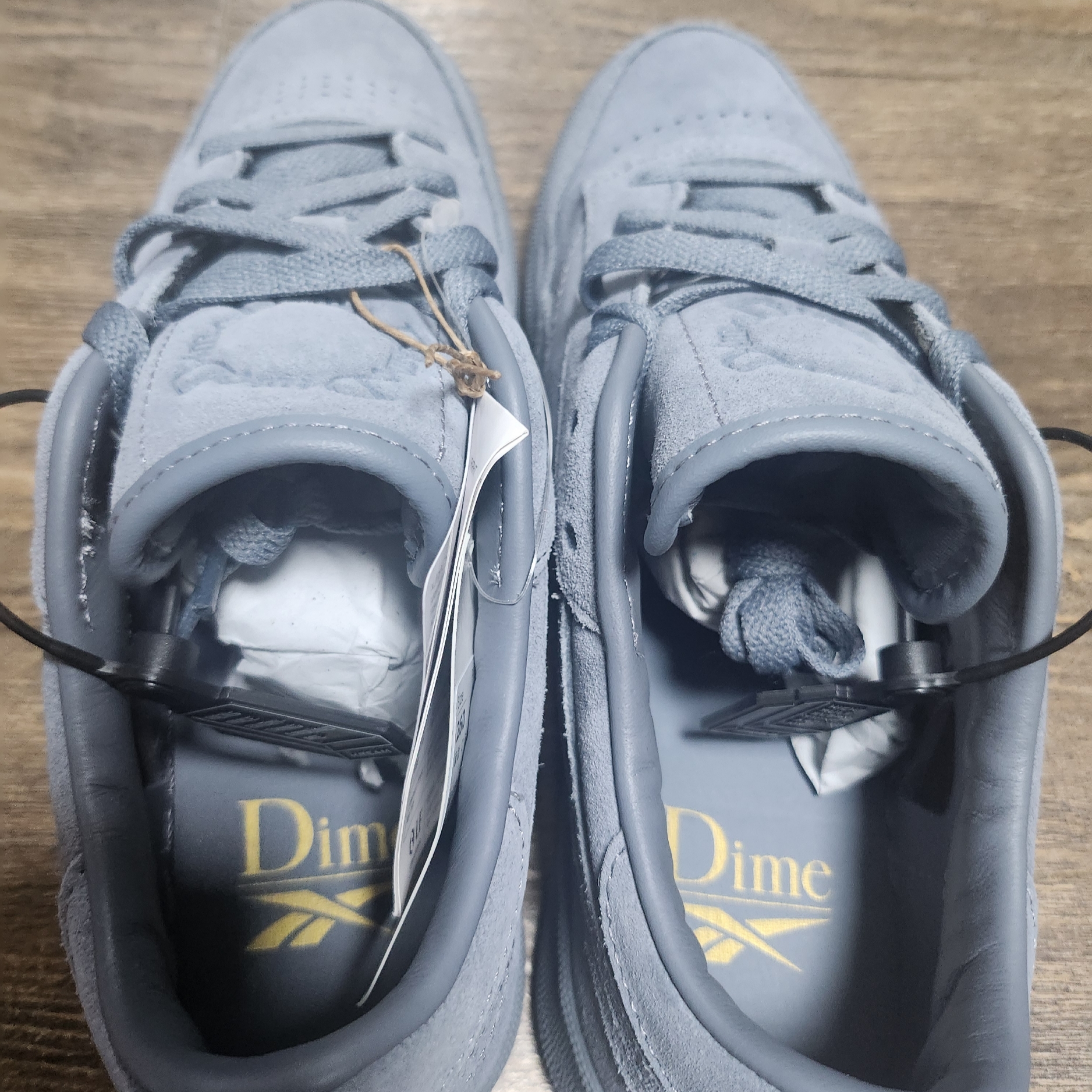 Reebok x Dime Club C Revenge Asteroid Dust 착용 스타일 - 1