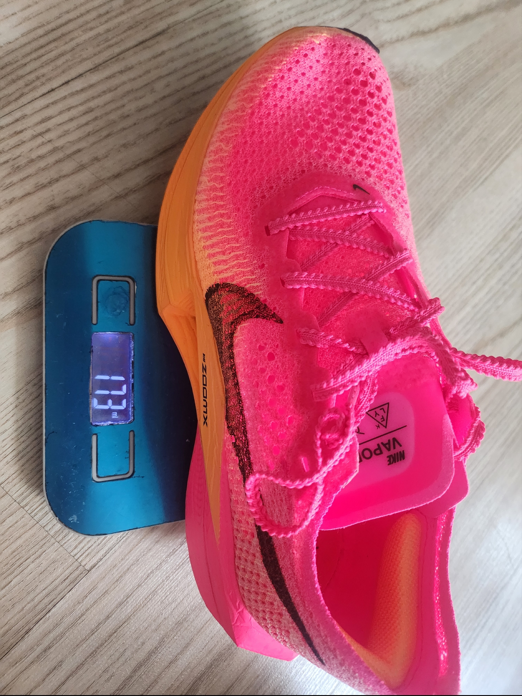 (W) Nike ZoomX Vaporfly Next% 3 Hyper Pink Laser Orange, Nike ZoomX Vaporfly Next% 3 Hyper Pink 착용 스타일