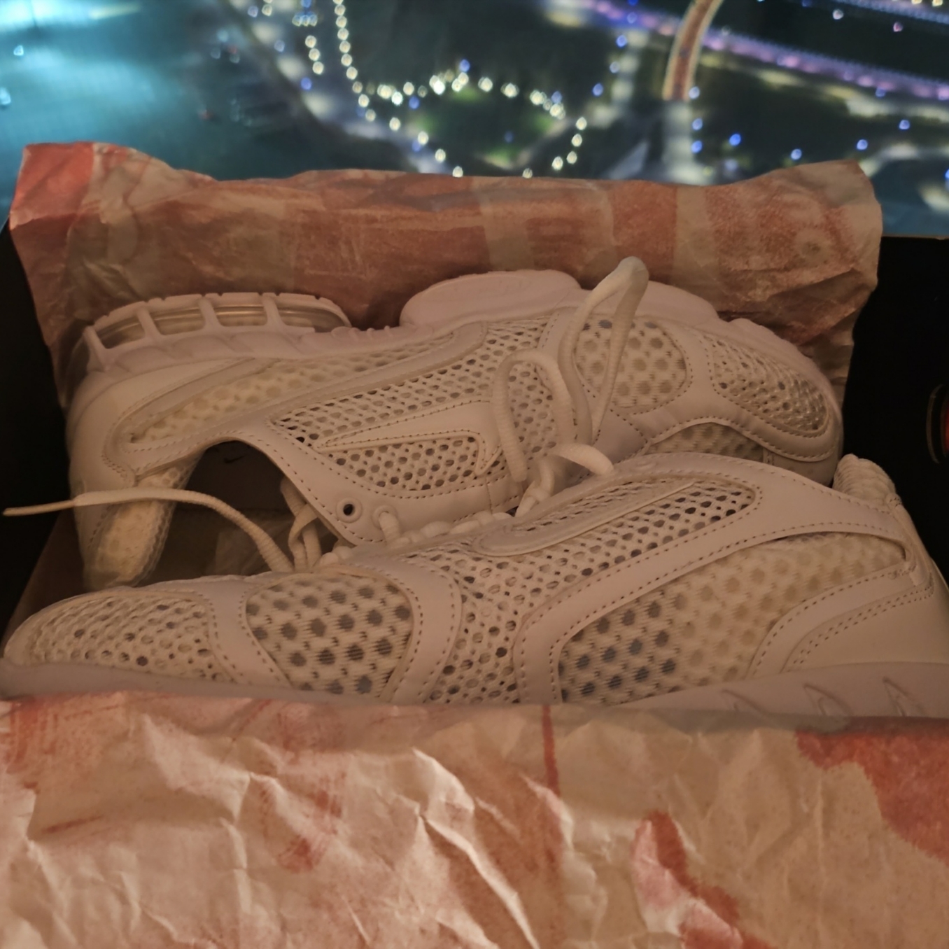 Nike Air Zoom Spiridon Cage 2 Triple White 착용 스타일 - 1