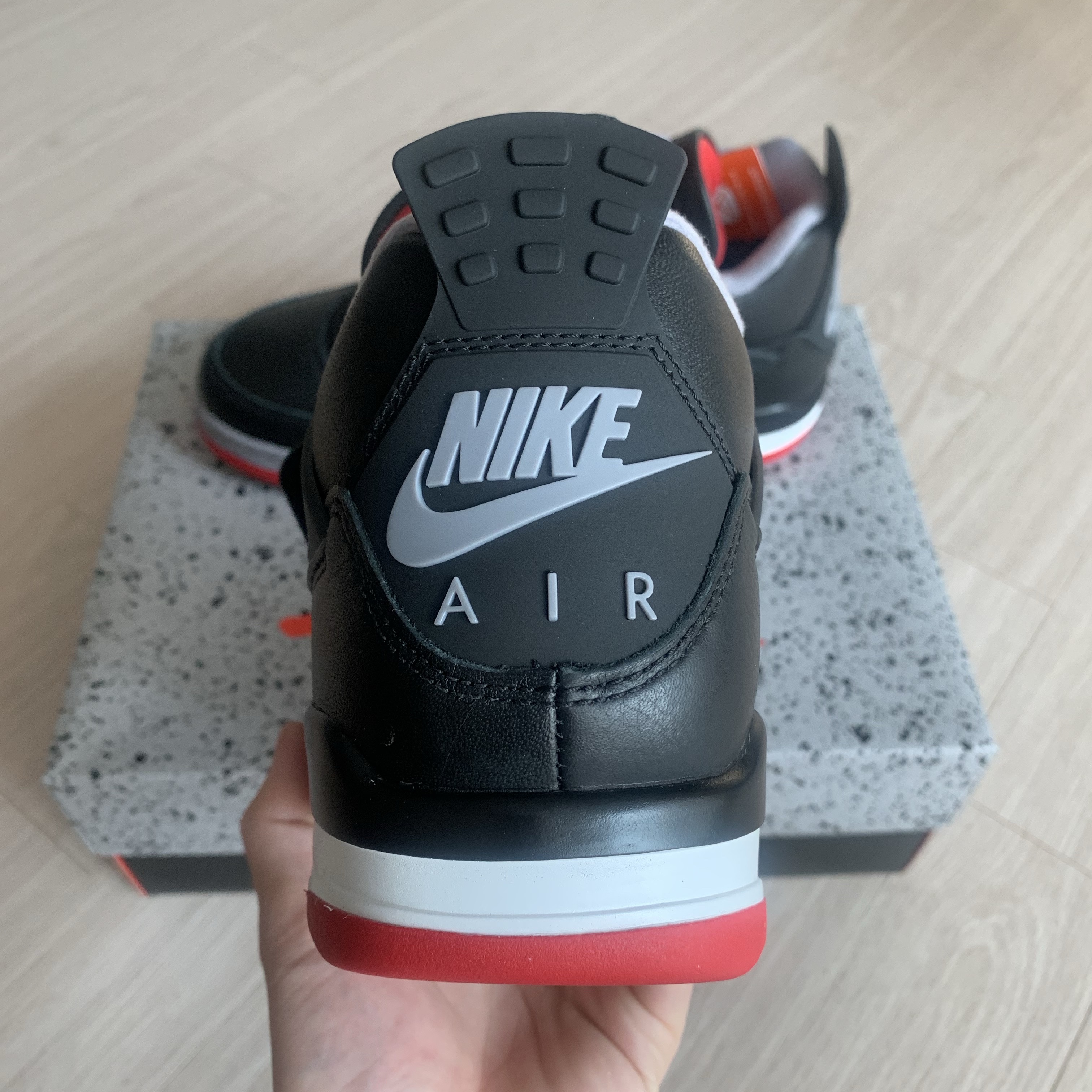 Jordan 4 Retro Bred Reimagined 착용 스타일 - 4