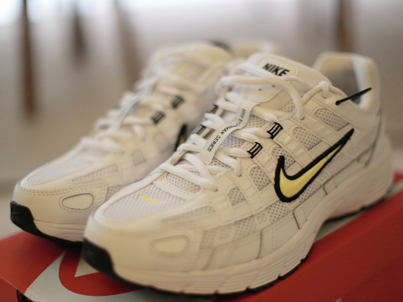 Nike P-6000 White Lemon Chiffon 착용 스타일 - 2