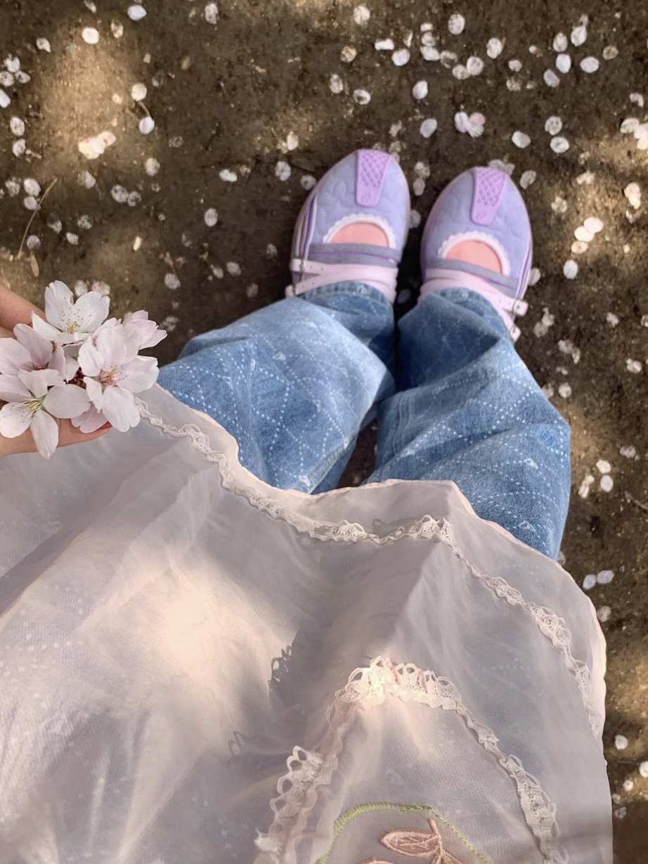 (W) Asics x Kiko Kostadinov x Heaven by Marc Jacobs Gel-Lokros Vapor Cosmos 착용 스타일 - 3