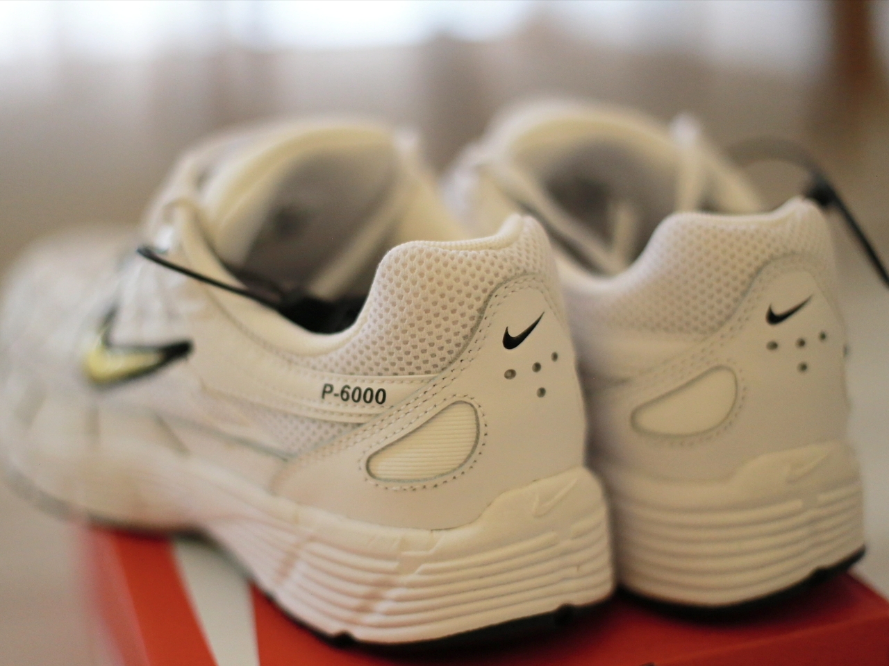 Nike P-6000 White Lemon Chiffon 착용 스타일 - 3