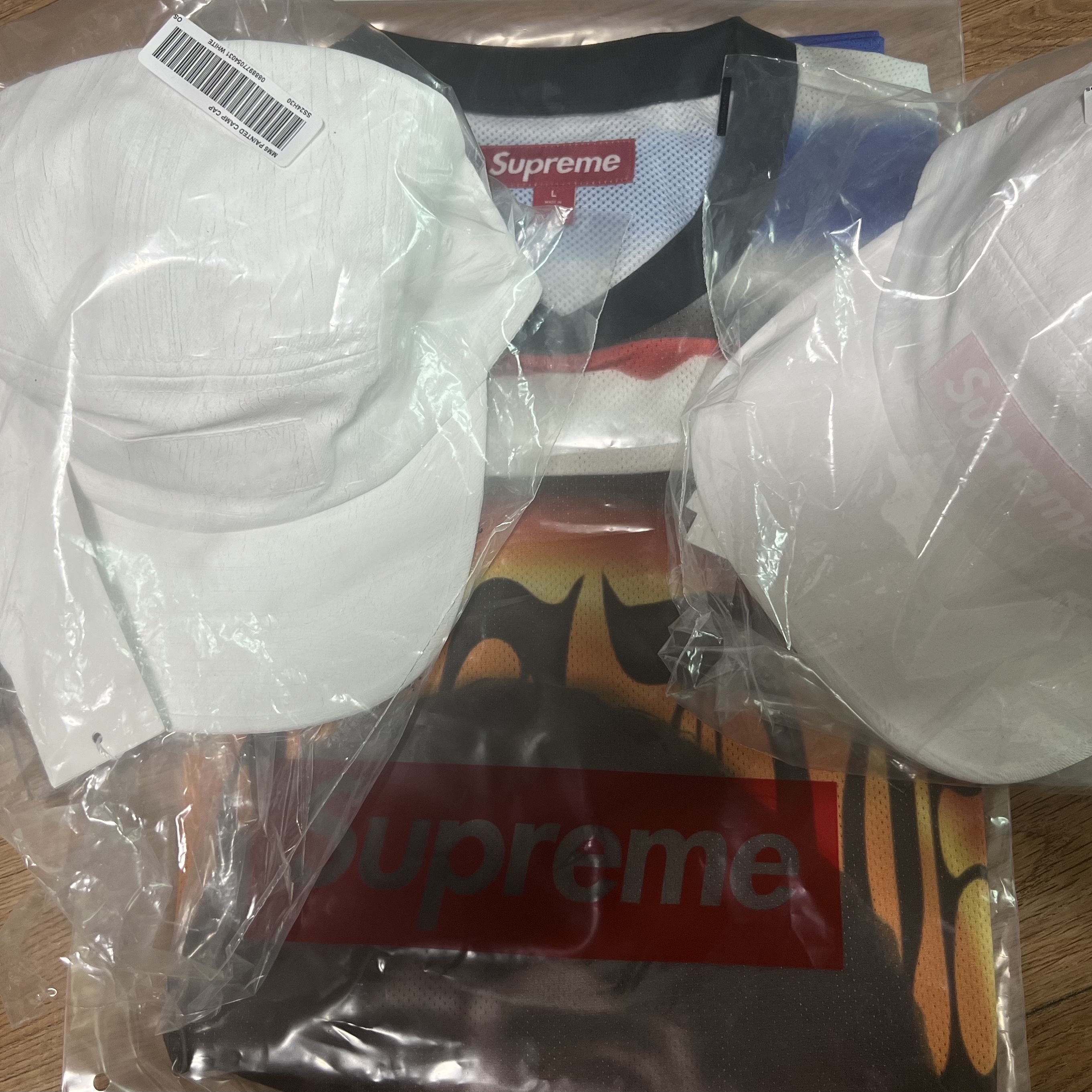 Supreme Maradona Soccer Jersey Multicolor - 24SS 착용 스타일