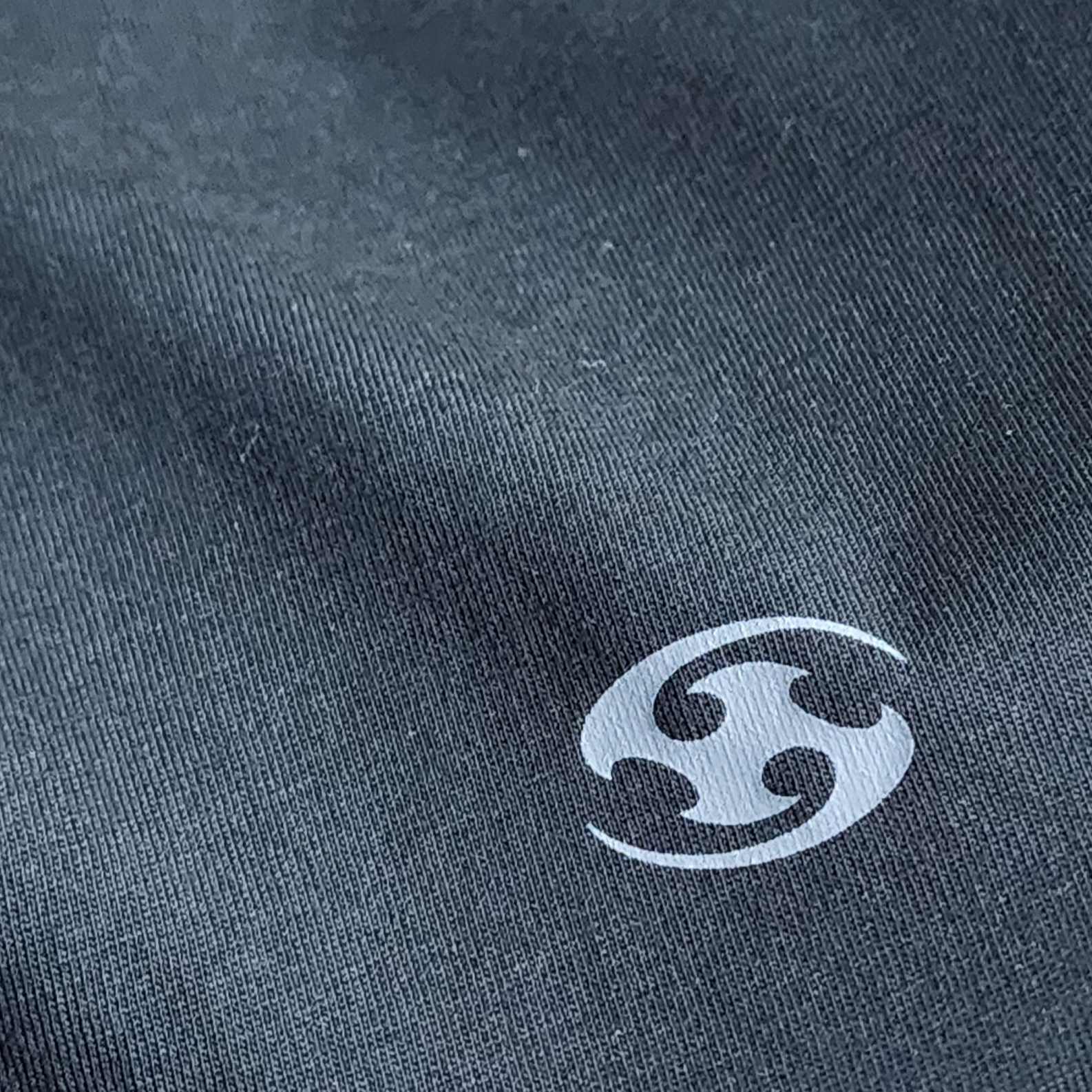 Sansan Gear Logo T-Shirt Black - 24SS 착용 스타일