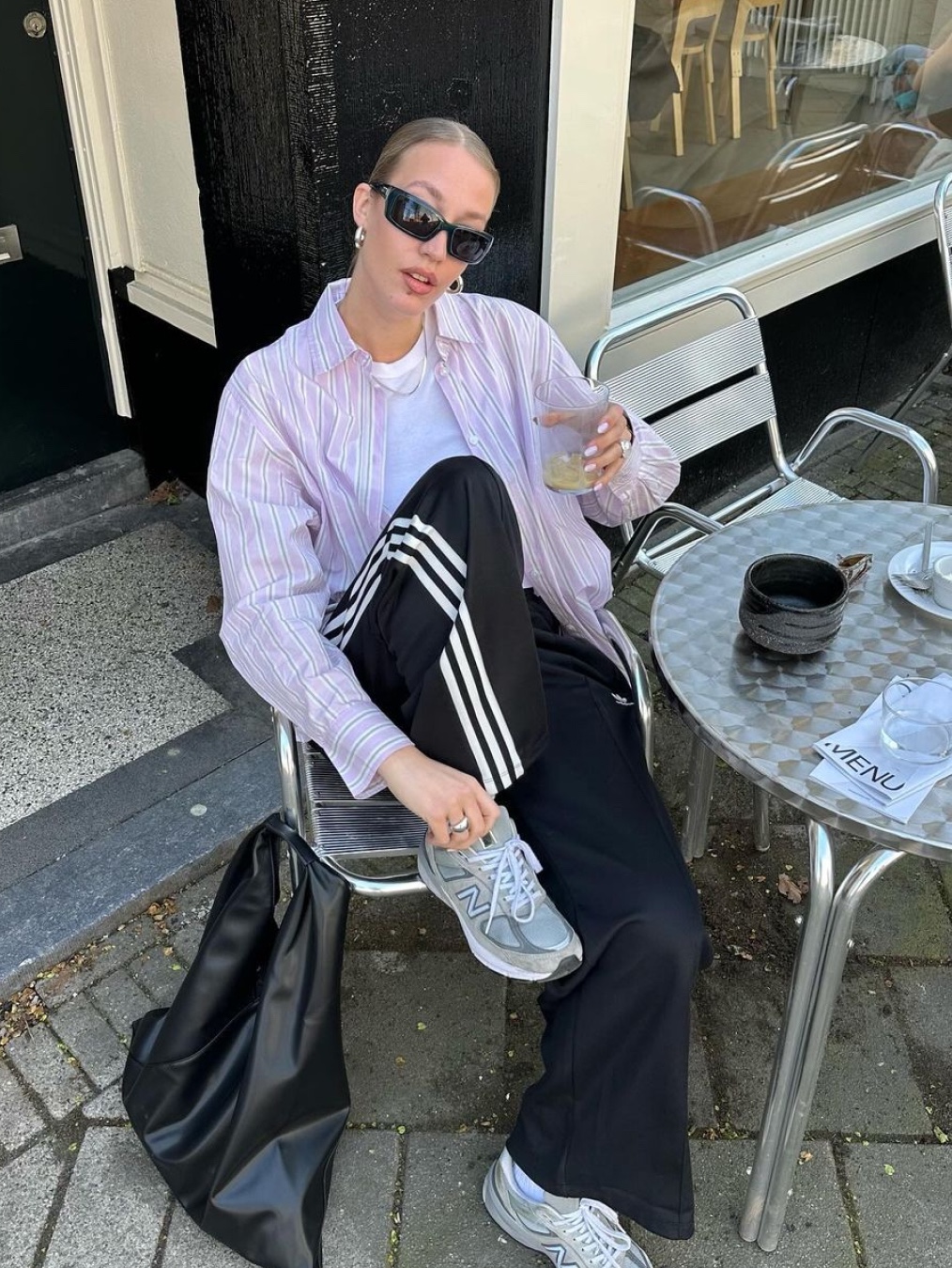 (W) Adidas Originals Firebird Loose Track Pants Black - KR Sizing, (W) Adidas Originals Beckenbauer Track Pants Shadow Brown - KR Sizing 착용 스타일 - 7