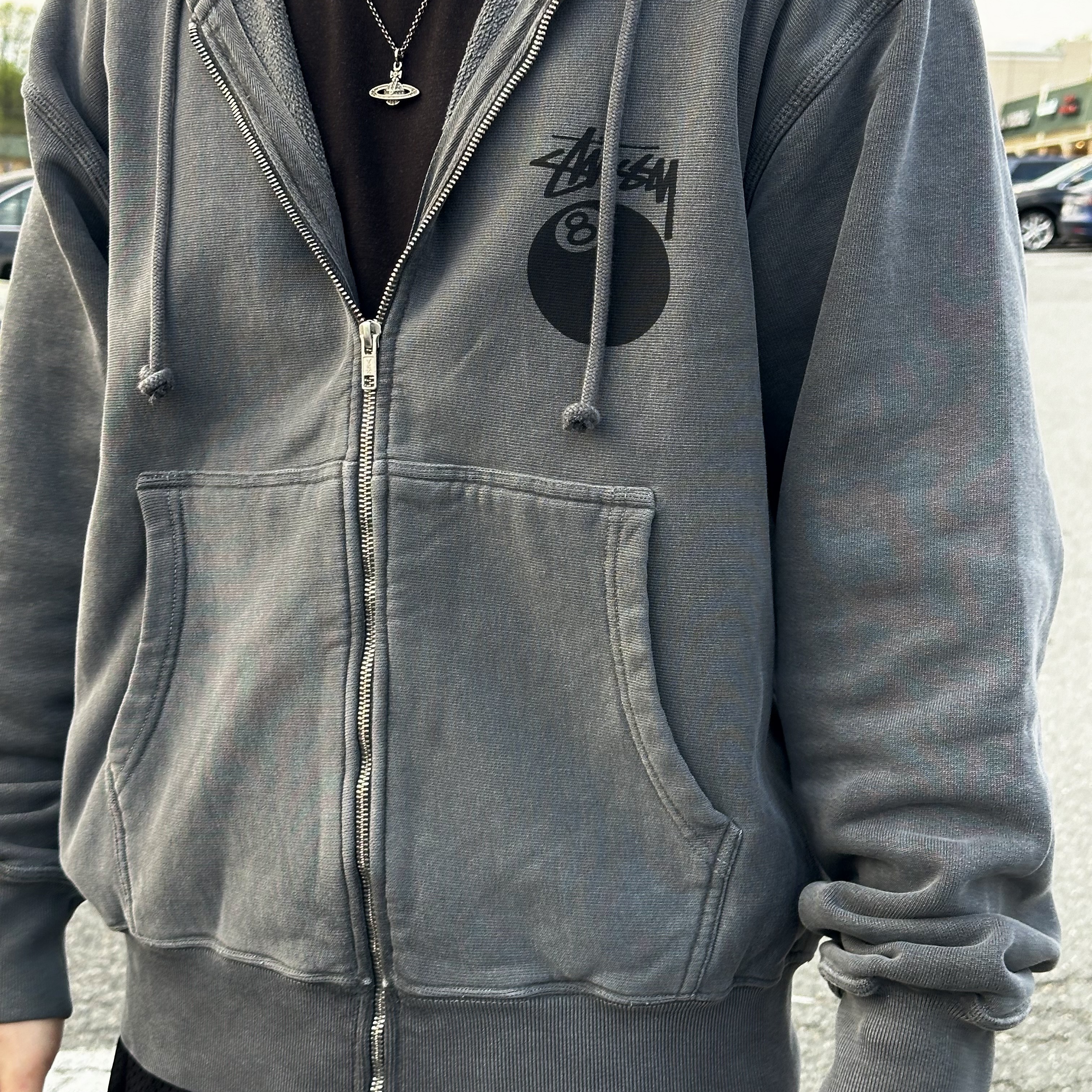 Stussy 8 Ball Pigment Dyed Zip Hoodie Black, Adidas Yeezy Slide Slate Grey 착용 스타일 - 3