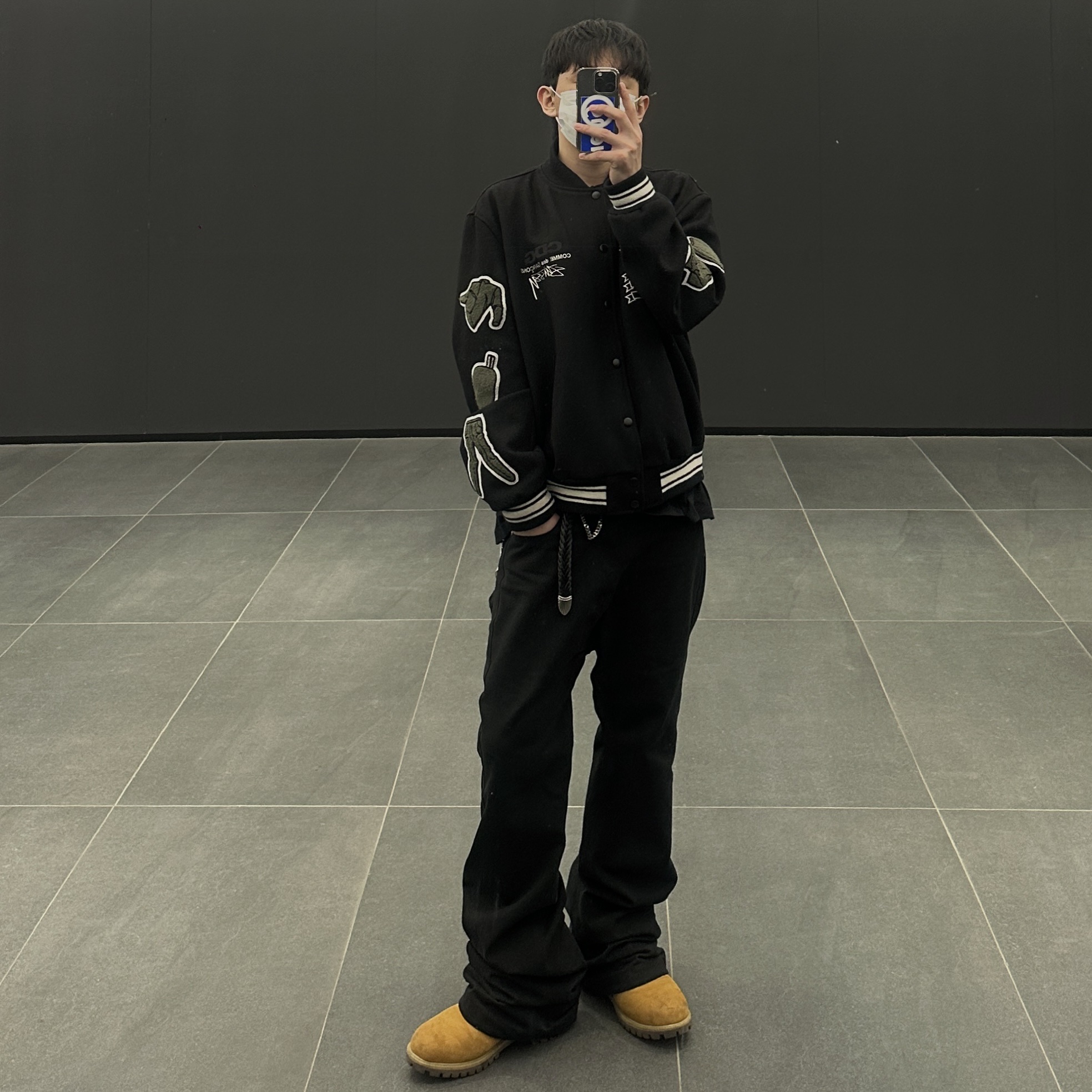 Stussy x CDG Varsity Jacket, Nonnod Flared Pants Black 착용 스타일