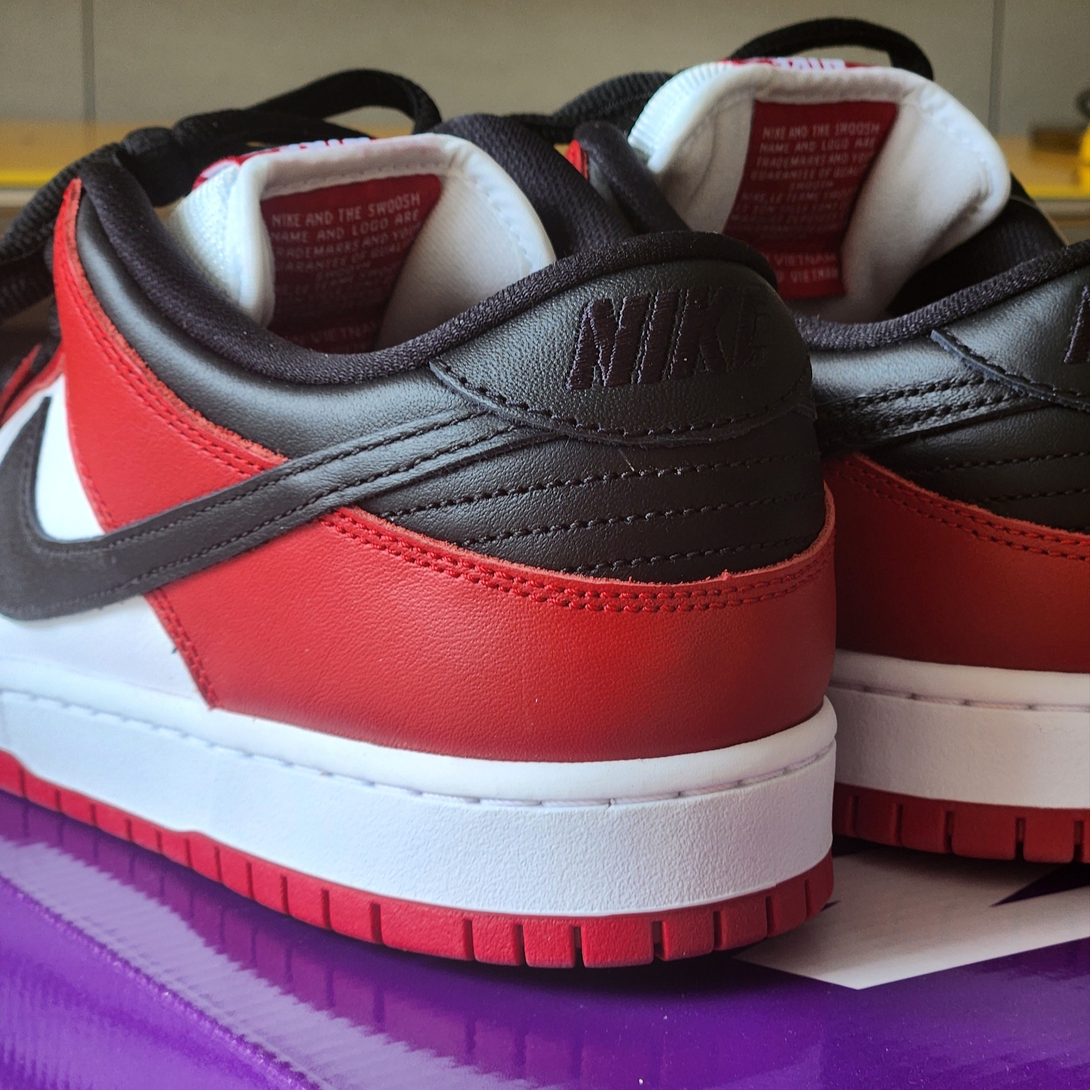 Nike SB Dunk Low Pro Chicago 착용 스타일 - 3