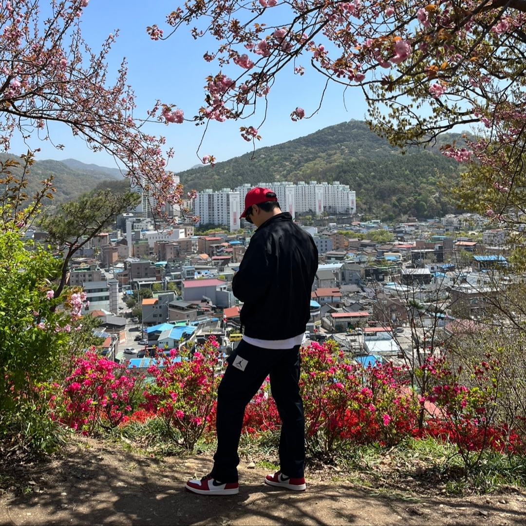 Jordan 1 Retro High OG Chicago 2022, Nike NRG Solo Swoosh Woven Track Jacket Black - US/EU 착용 스타일