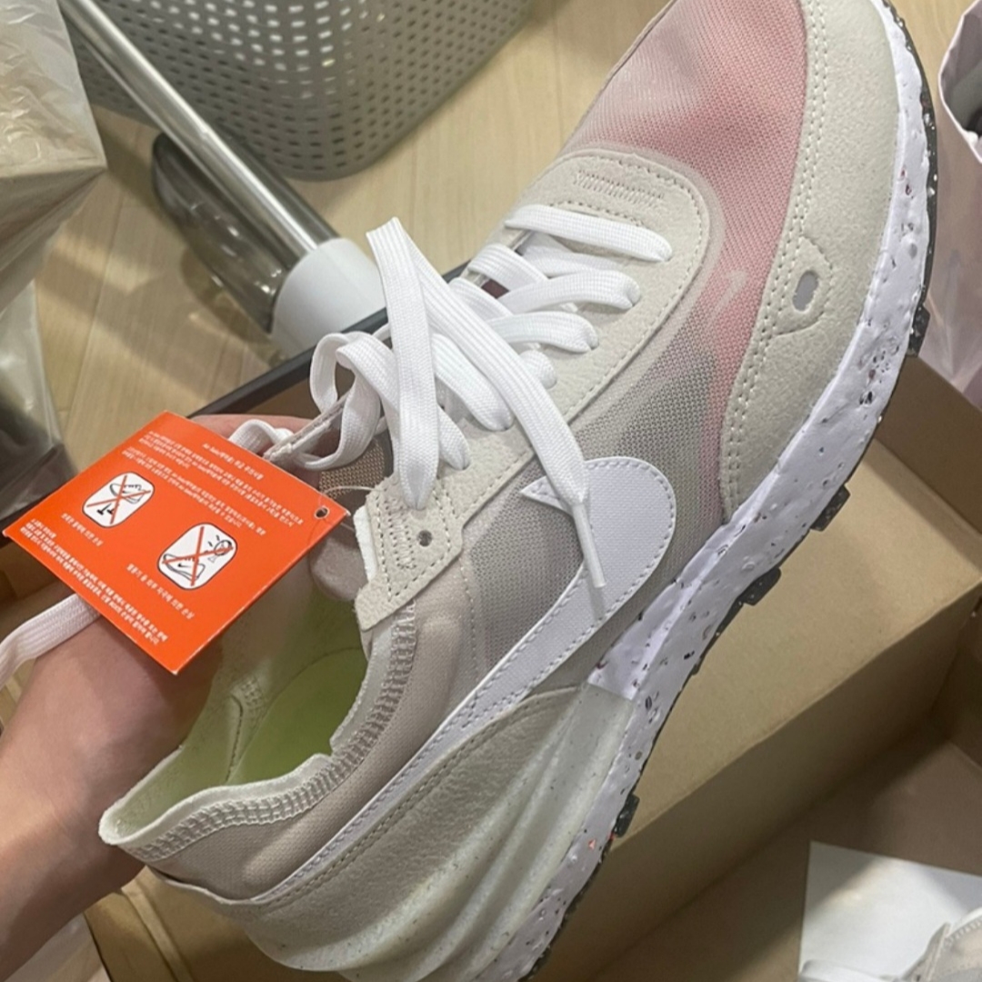 Nike Waffle One Crater Cream Orange 착용 스타일 - 1
