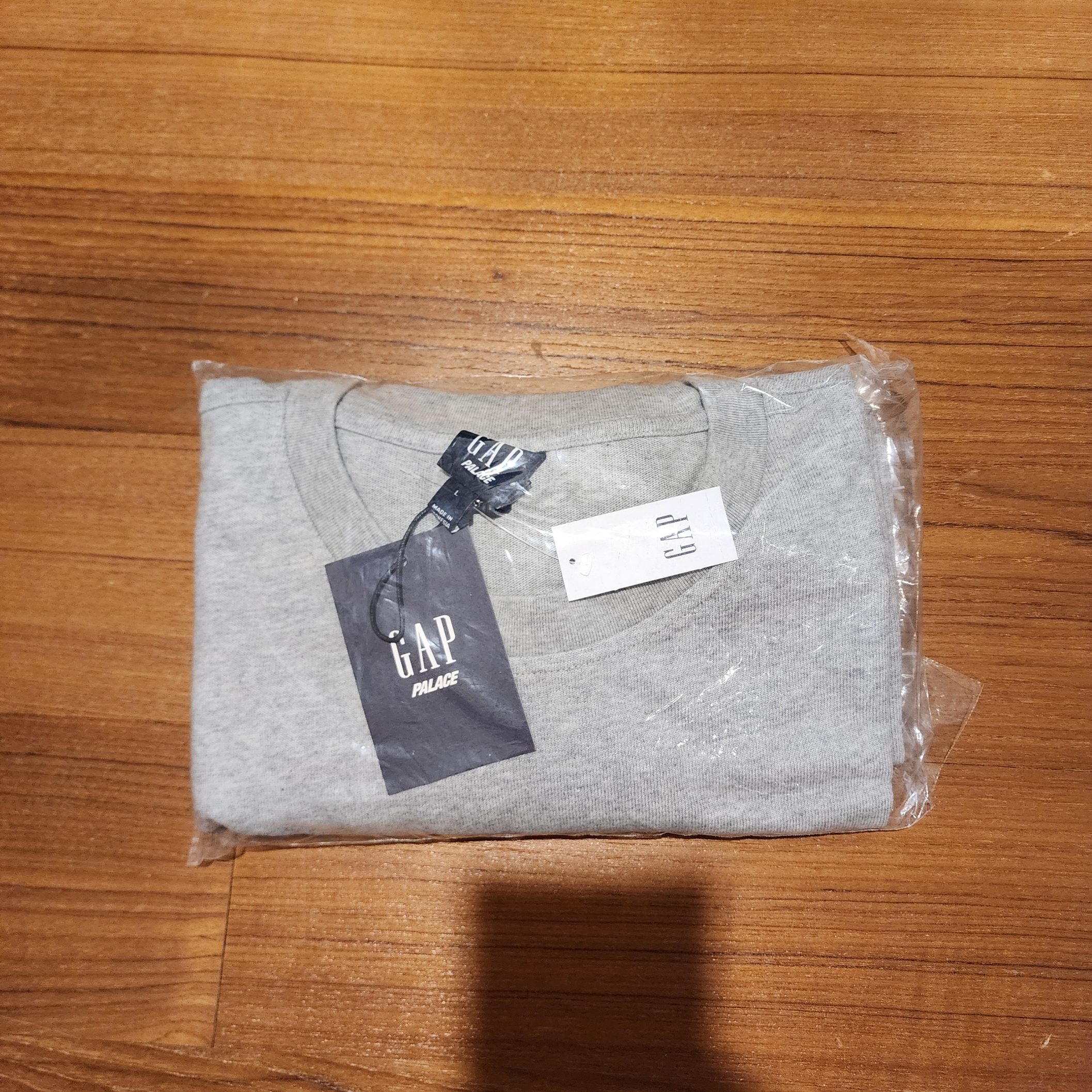 Palace x Gap Heavy Jersey T-Shirt Grey - 24SS 착용 스타일 - 4