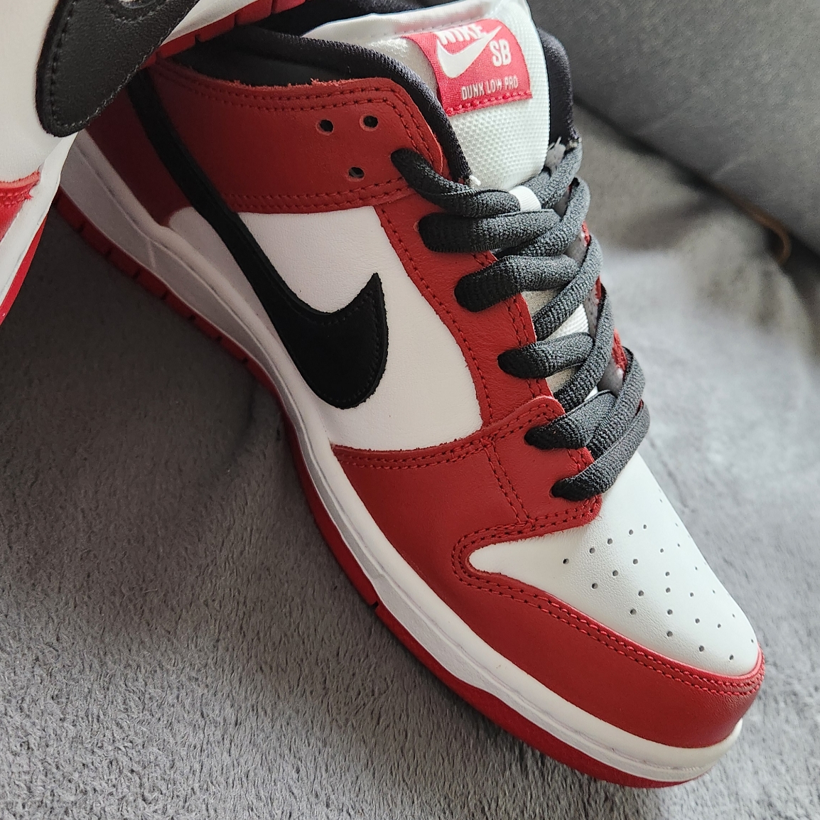 Nike SB Dunk Low Pro Chicago 착용 스타일 - 2