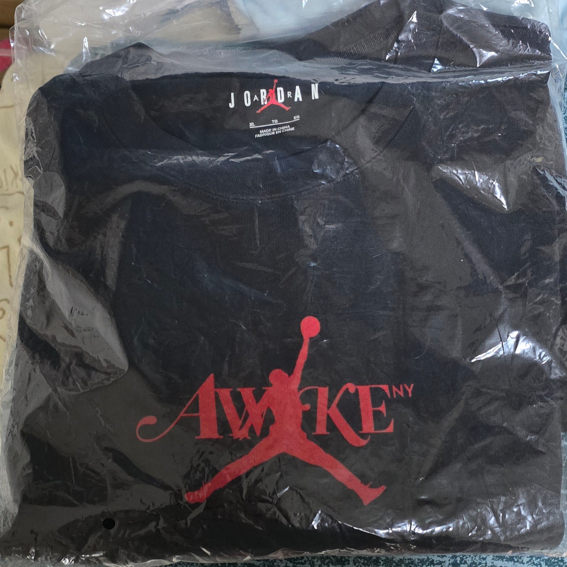 Jordan x Awake NY T-Shirts Black (FV9913-010) 착용 스타일