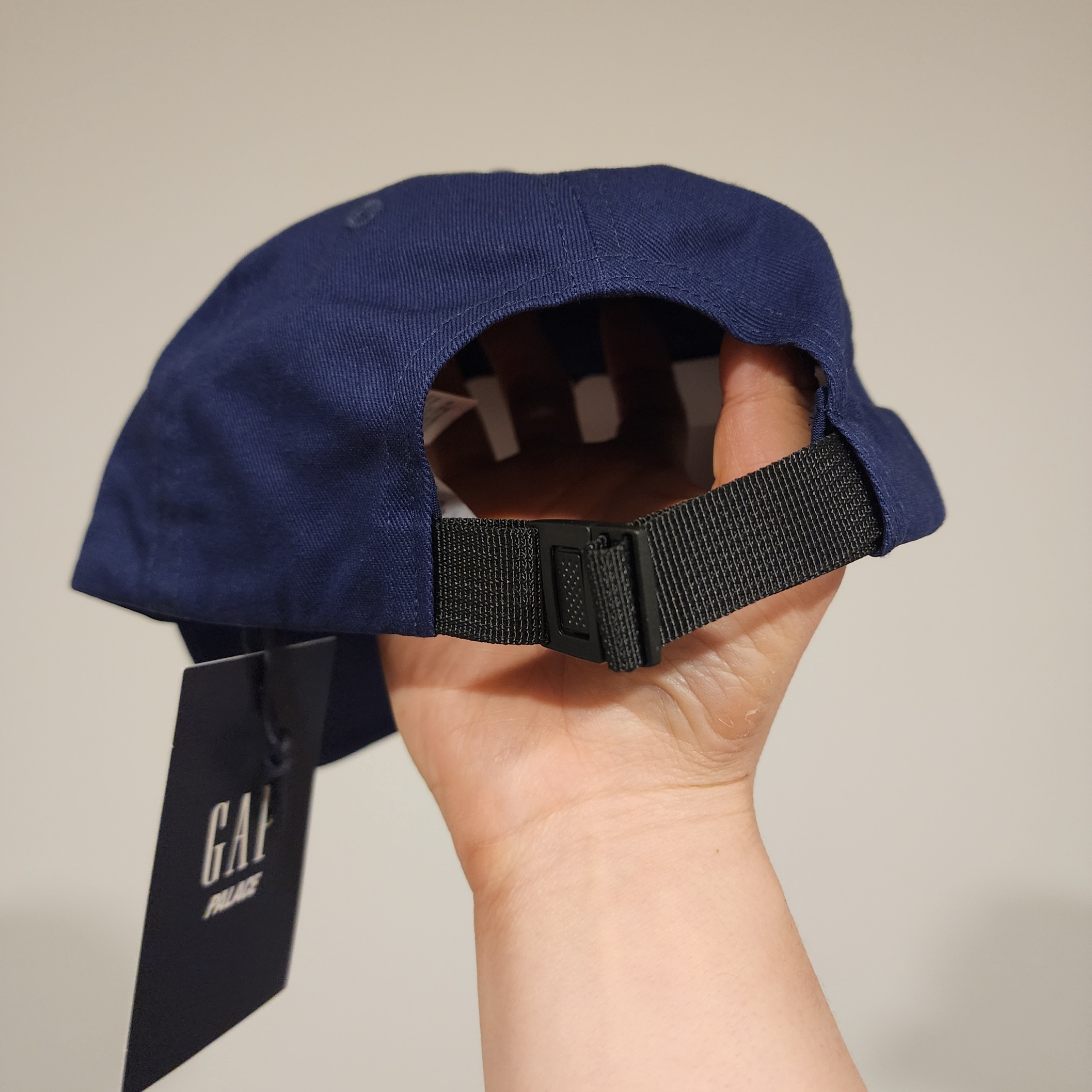 Palace x Gap Flag 6-Panel Navy - 24SS 착용 스타일 - 2