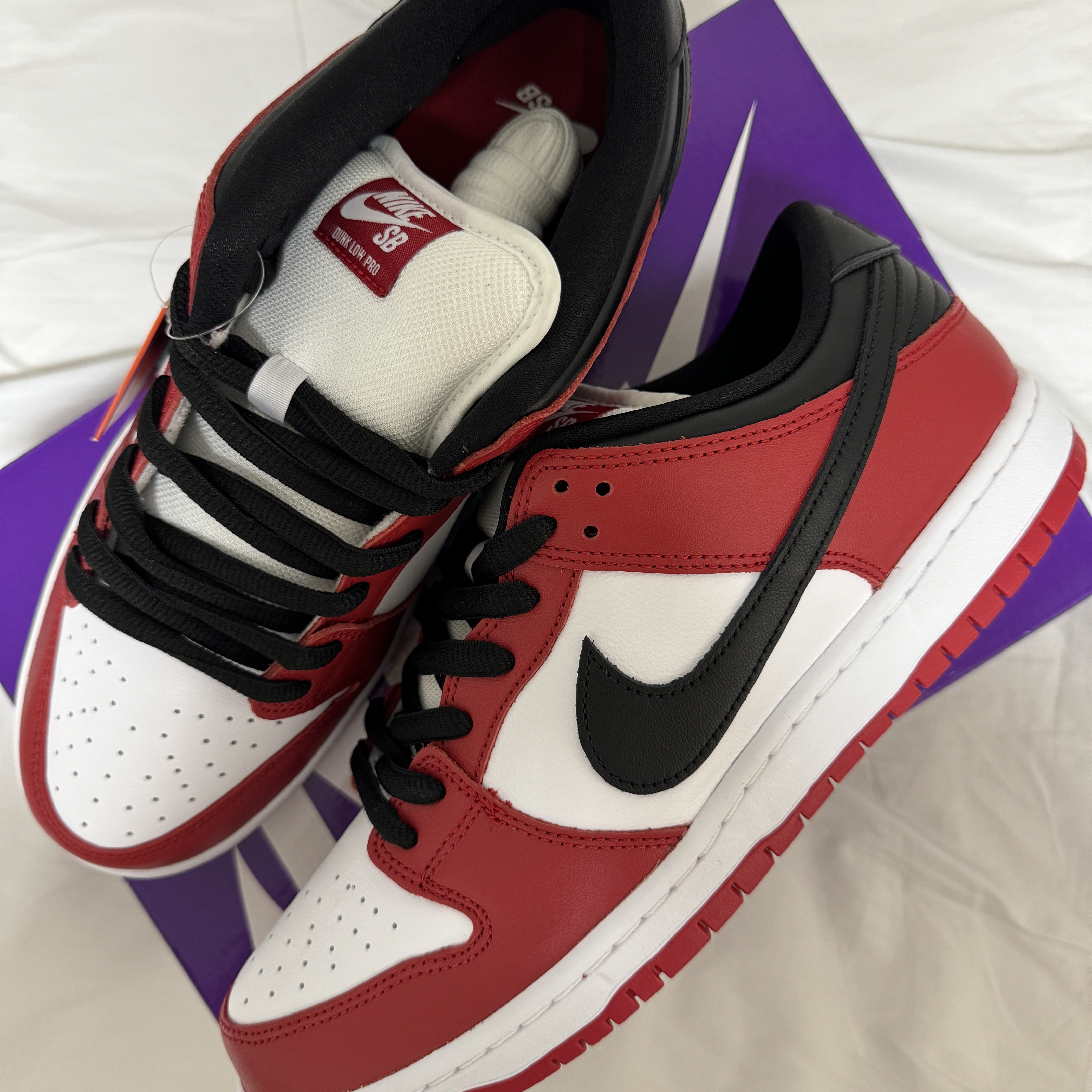 Nike SB Dunk Low Pro Chicago 착용 스타일