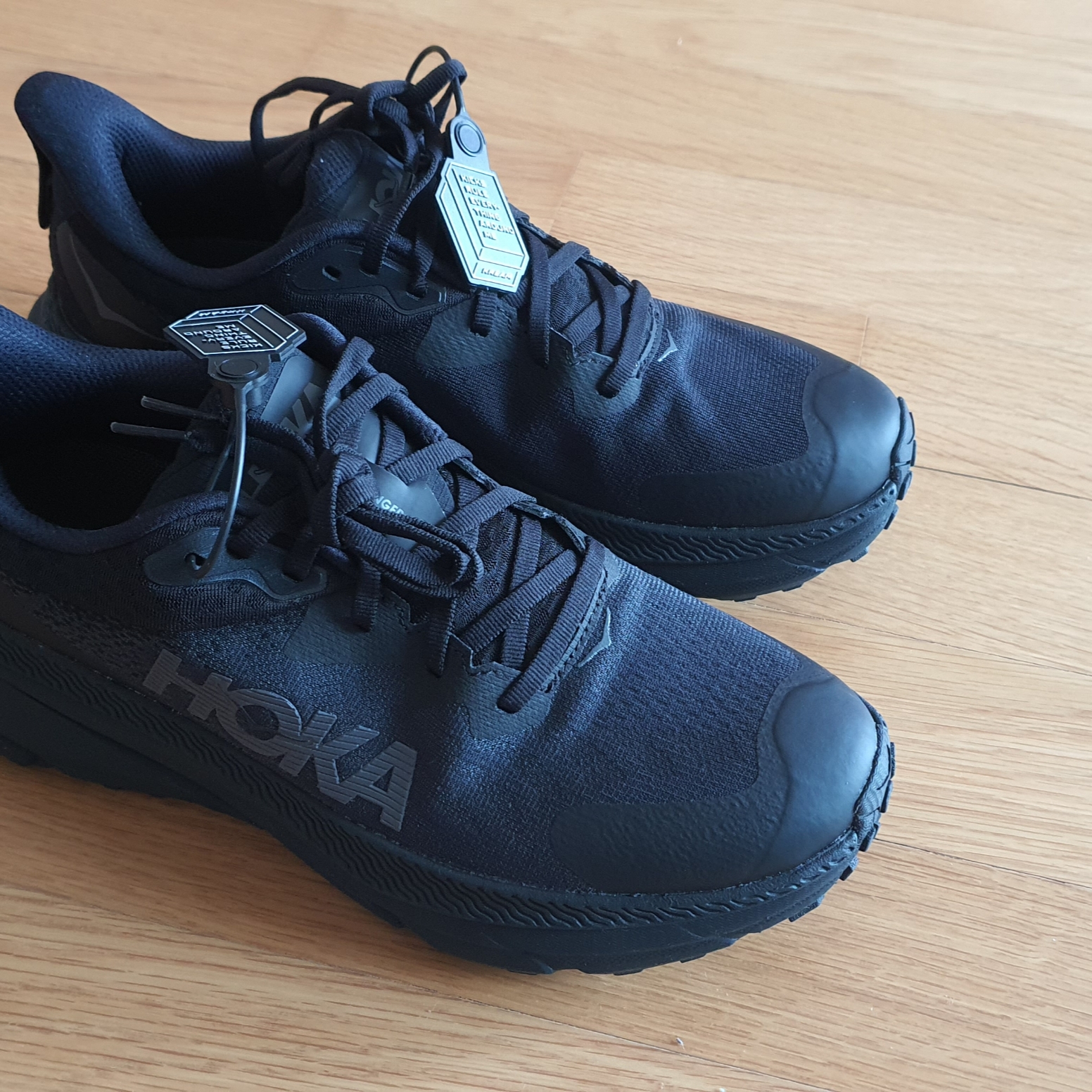 Hoka Challenger 7 Gore-Tex Black 착용 스타일 - 4