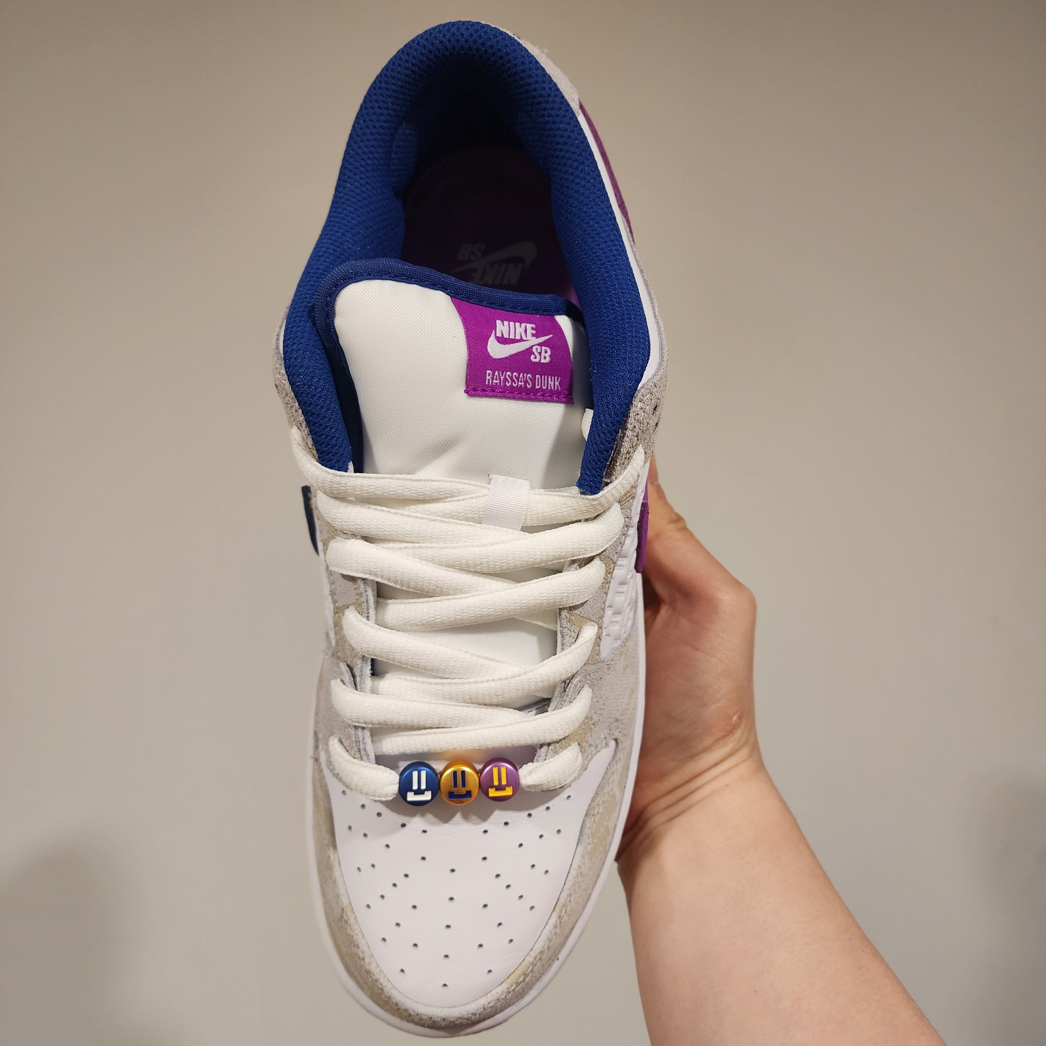 Nike x Rayssa Leal SB Dunk Low PRM Pure Platinum Vivid Purple 착용 스타일 - 2