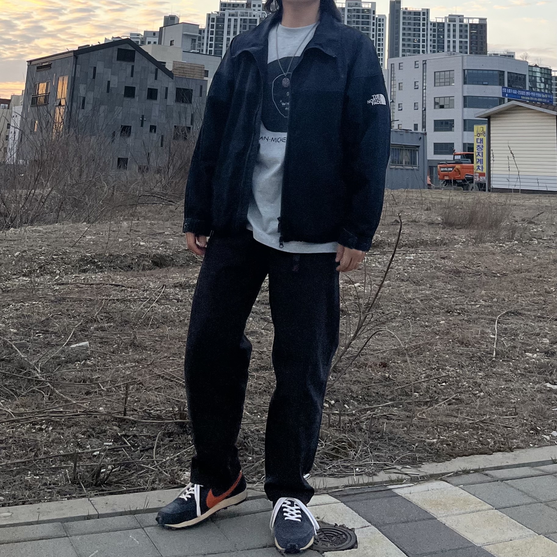 (W) Nike Daybreak BRS Starfish 착용 스타일